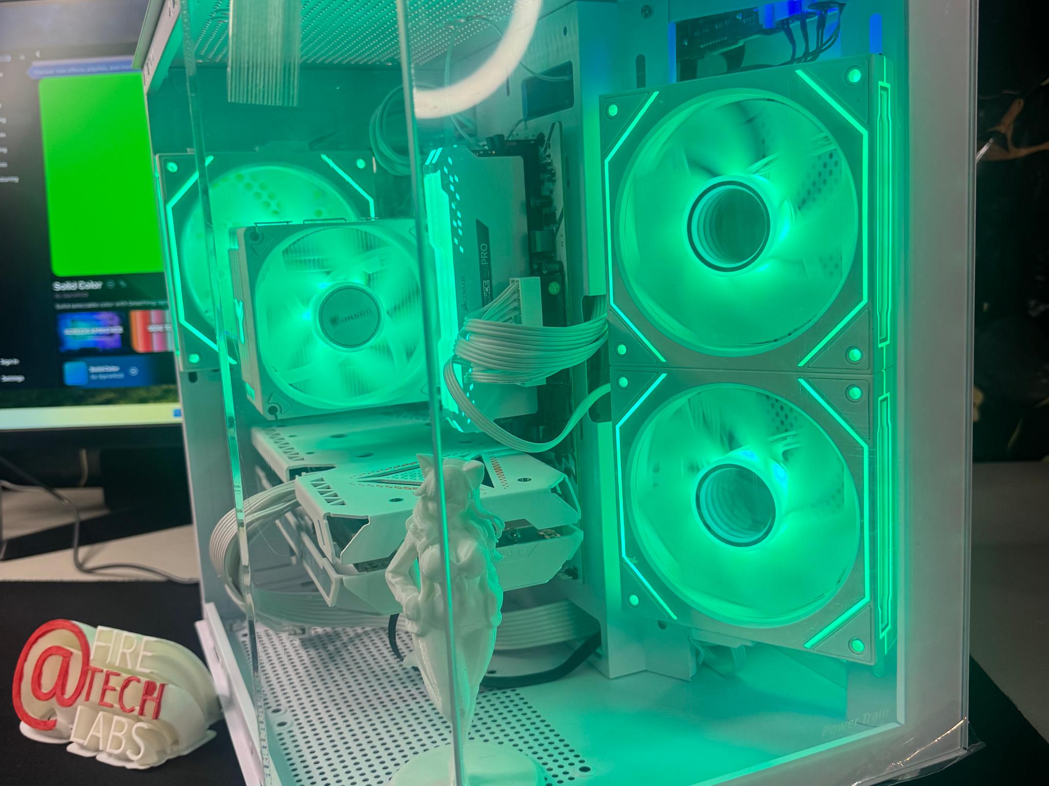AMD RYZEN 5 5500/ AMD Radeon RX 6750GRE/ 1tb