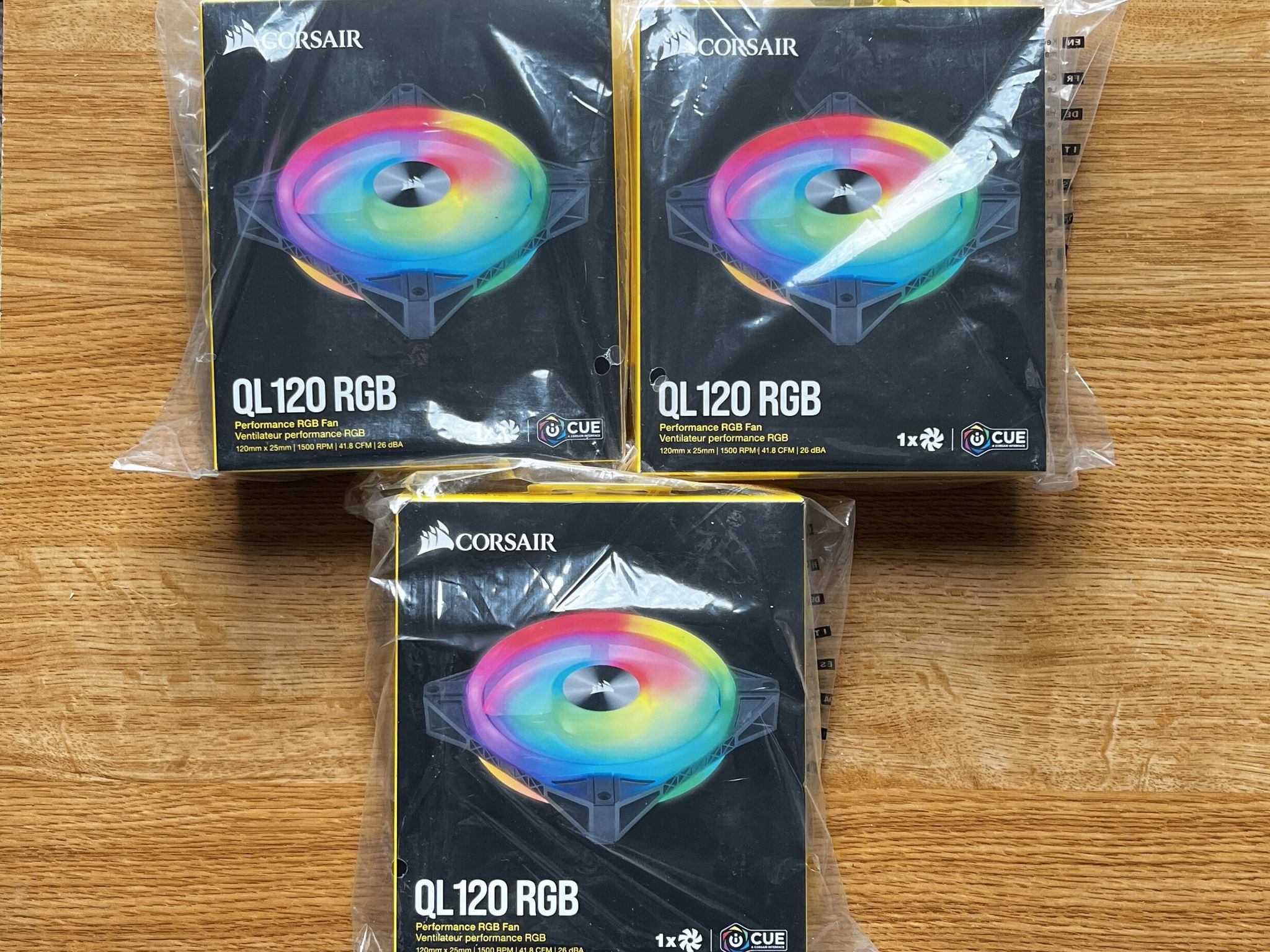 [3-Pack] Corsair iCUE QL120 41.8 CFM 120 mm Fans - Black
