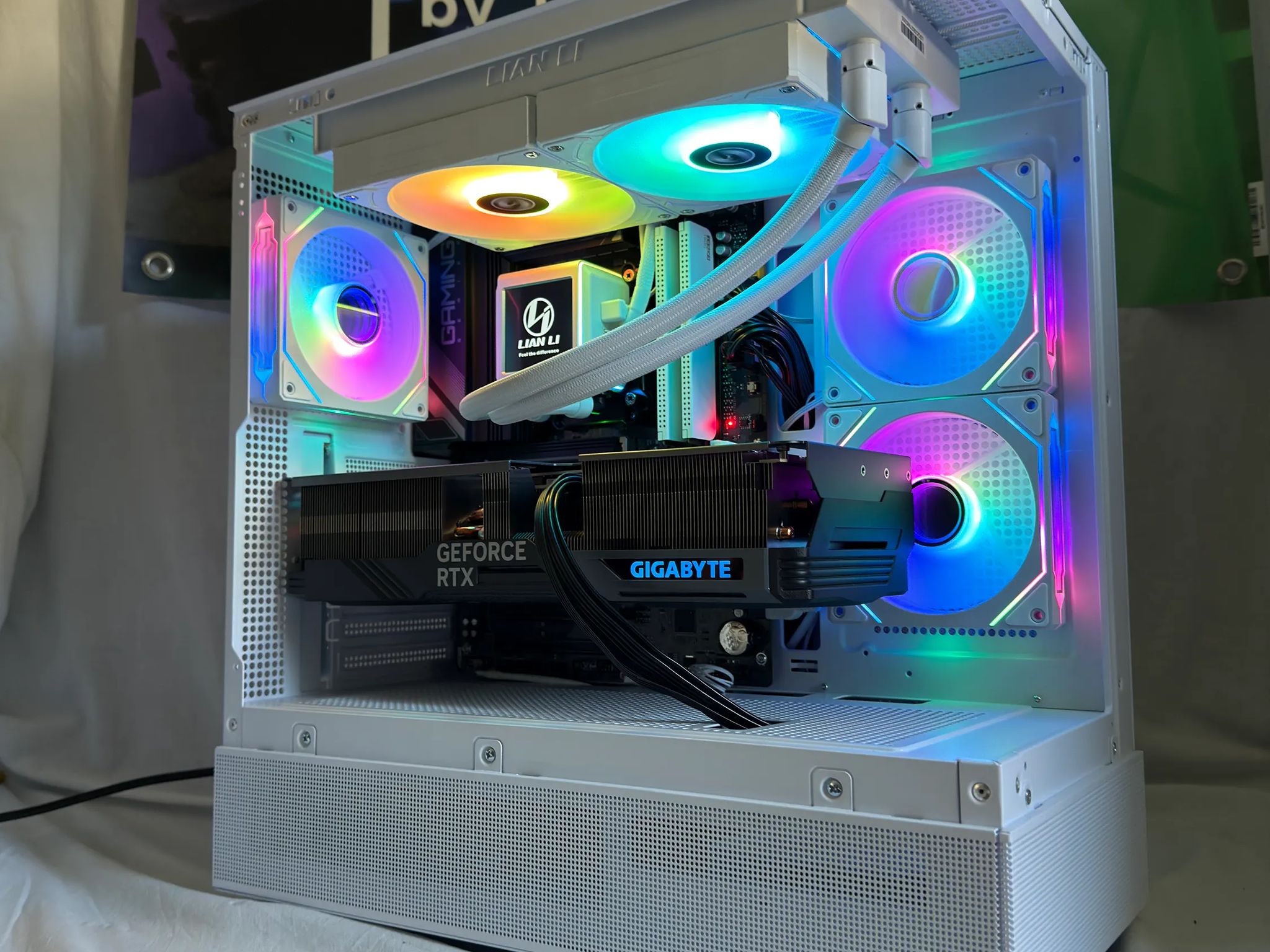 RTX 4080 Super Ryzen 7800X3D Gaming Flagship