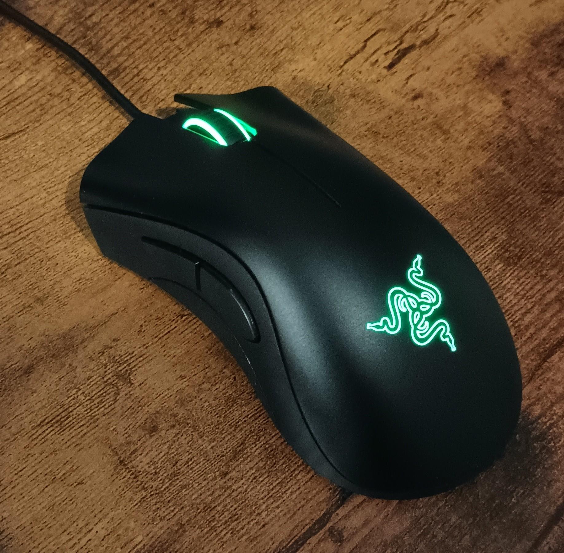 Razer Deathadder Essential mouse