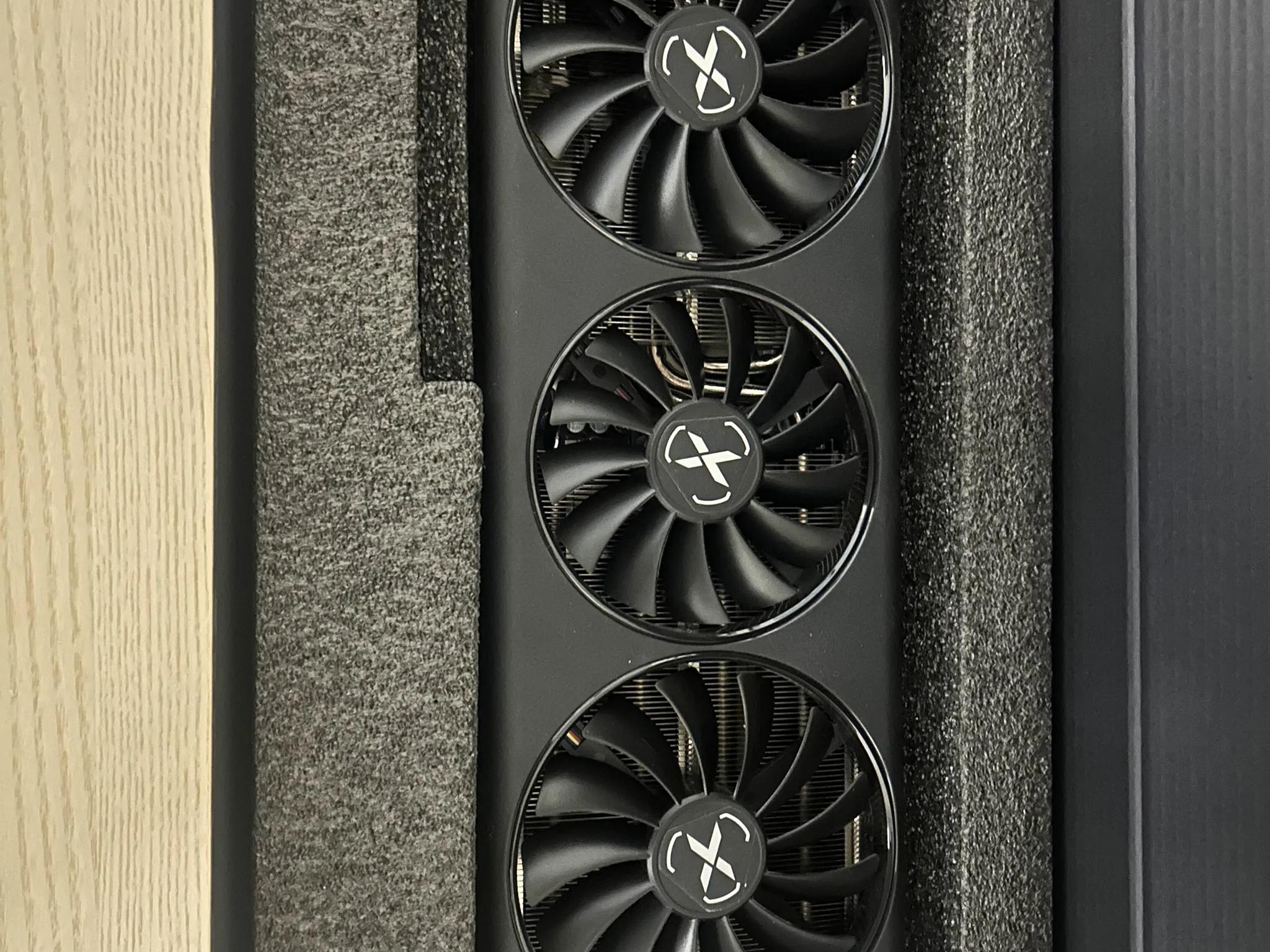 XFX SPEEDSTER SWFT319 Radeon RX 6800 CORE 16GB