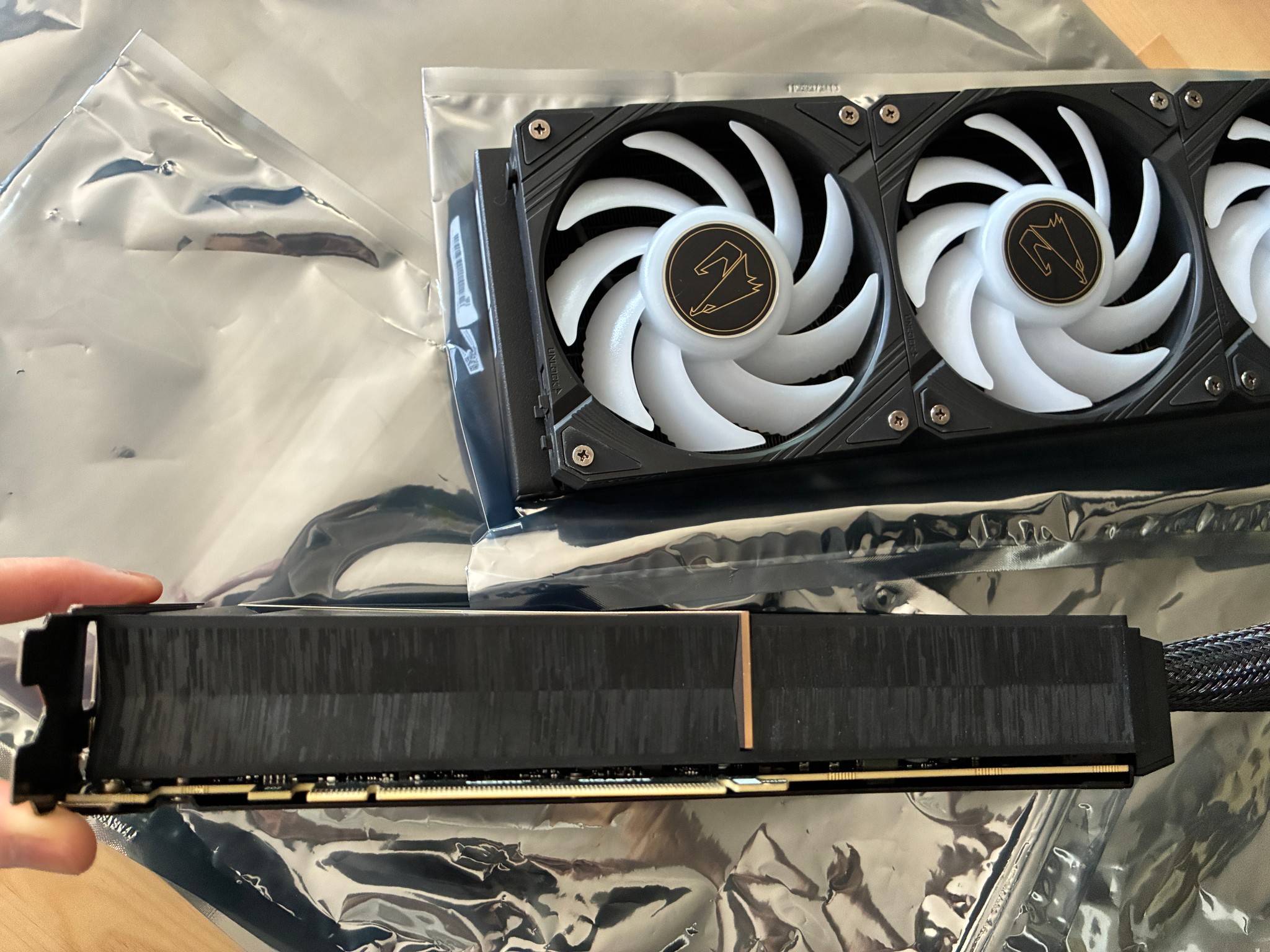 AORUS GeForce RTX™ 5090 XTREME WATERFORCE 32G GV-N5090AORUSX W-32GD
