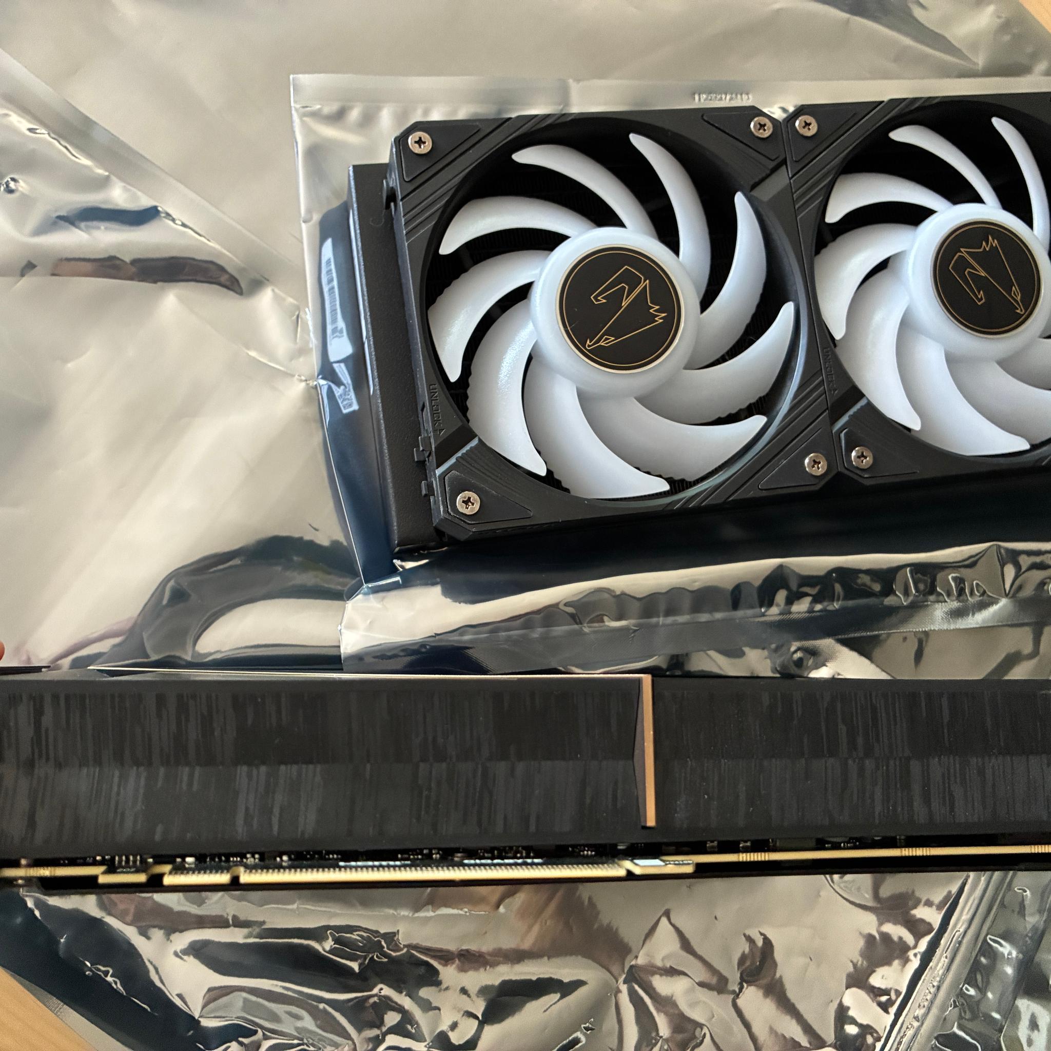 AORUS GeForce RTX™ 5090 XTREME WATERFORCE 32G GV-N5090AORUSX W-32GD