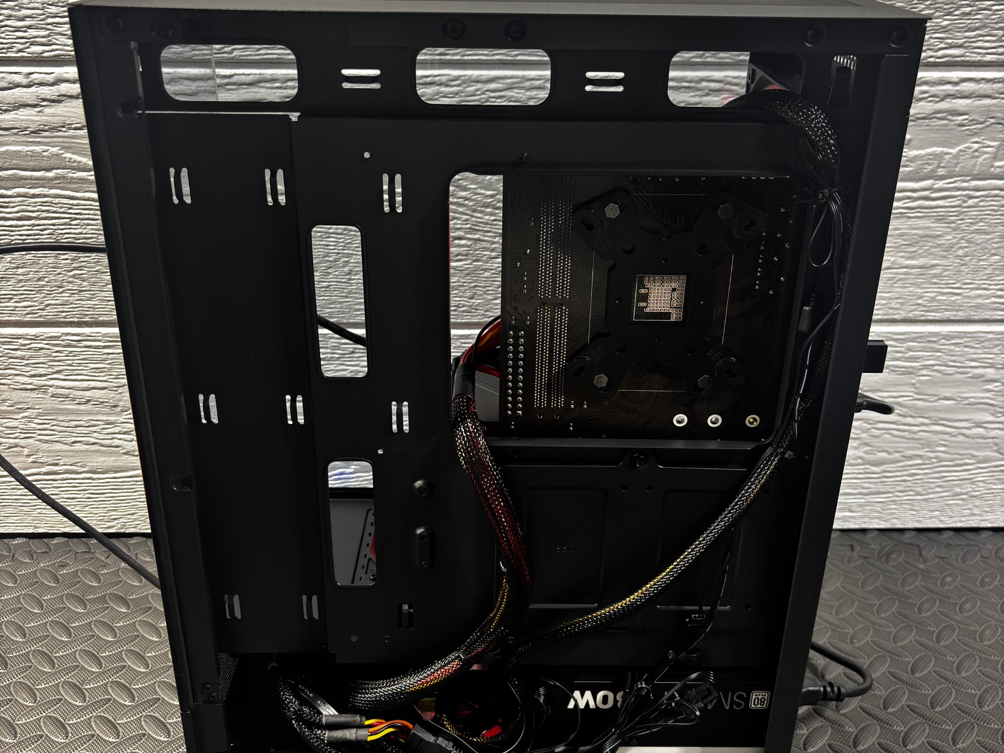 Gaming PC — Ryzen 5 1600 • GTX 1660 Super • 16GB RAM • SSD + 2TB Storage