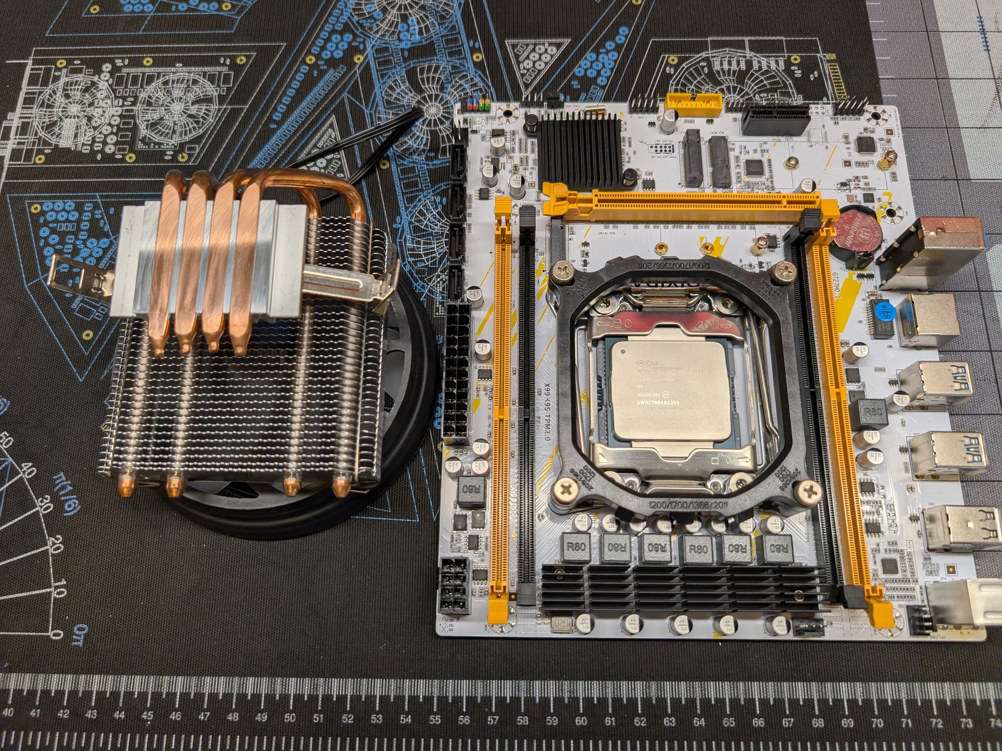QIYIDA X99 Motherboard with Intel Xeon E5-2660 V3 CPU + CPU Cooler