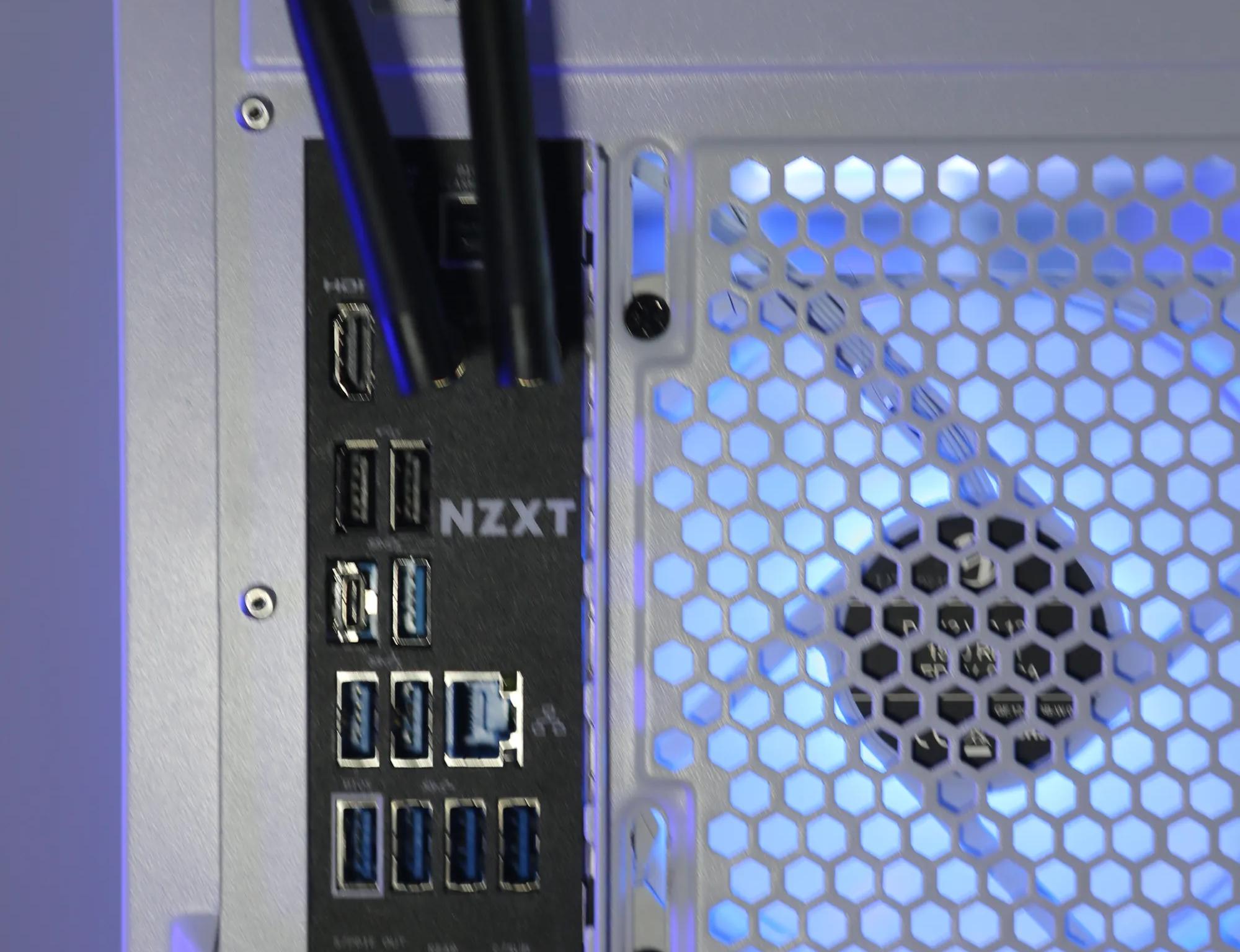 ALL-WHITE! RTX 3080 & AMD 5800x Custom Gaming PC!