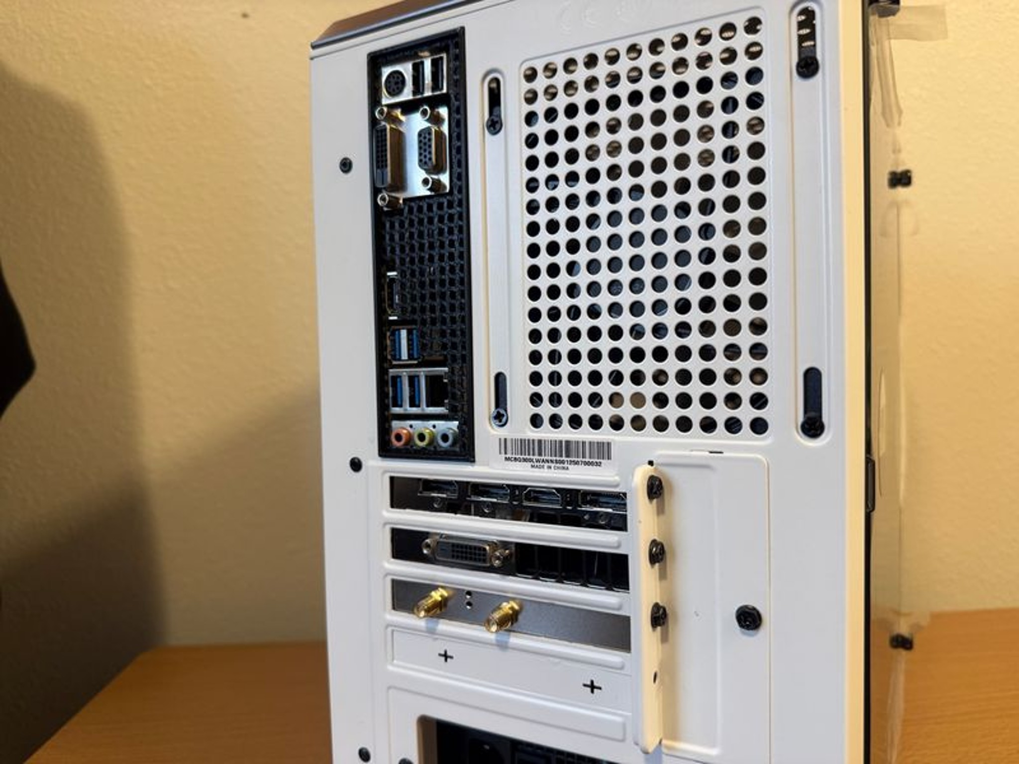 ❄️Custom Built RGB Gaming PC❄️| Intel i3, GTX 1060 6g, Windows 11 | Fortnite, GTA V, Valorant, more!