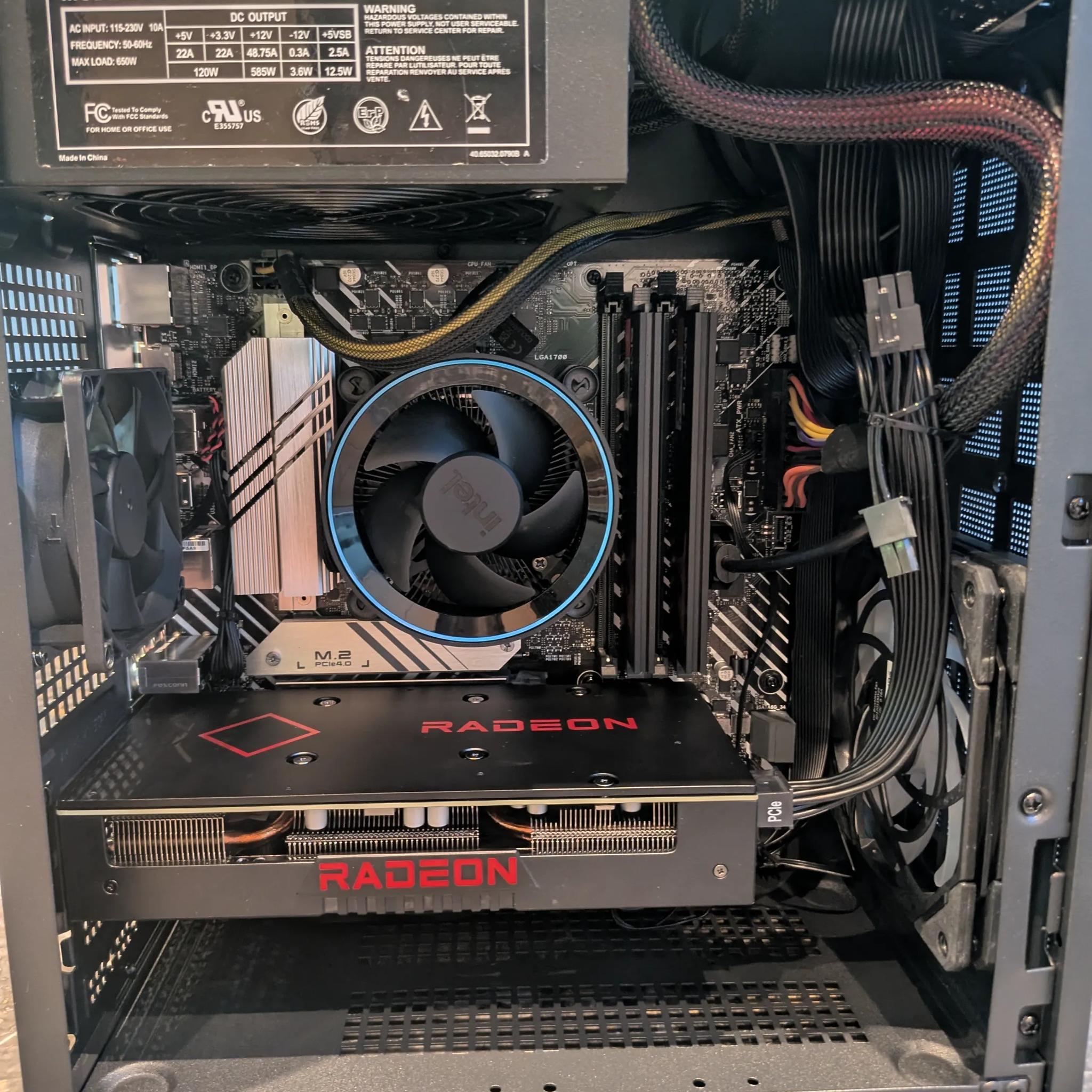 1080p Micro Starter - RX 7600, Intel Core i5 14400F, 32 GB RAM, 2 TB Gen 4 NVME, RGB