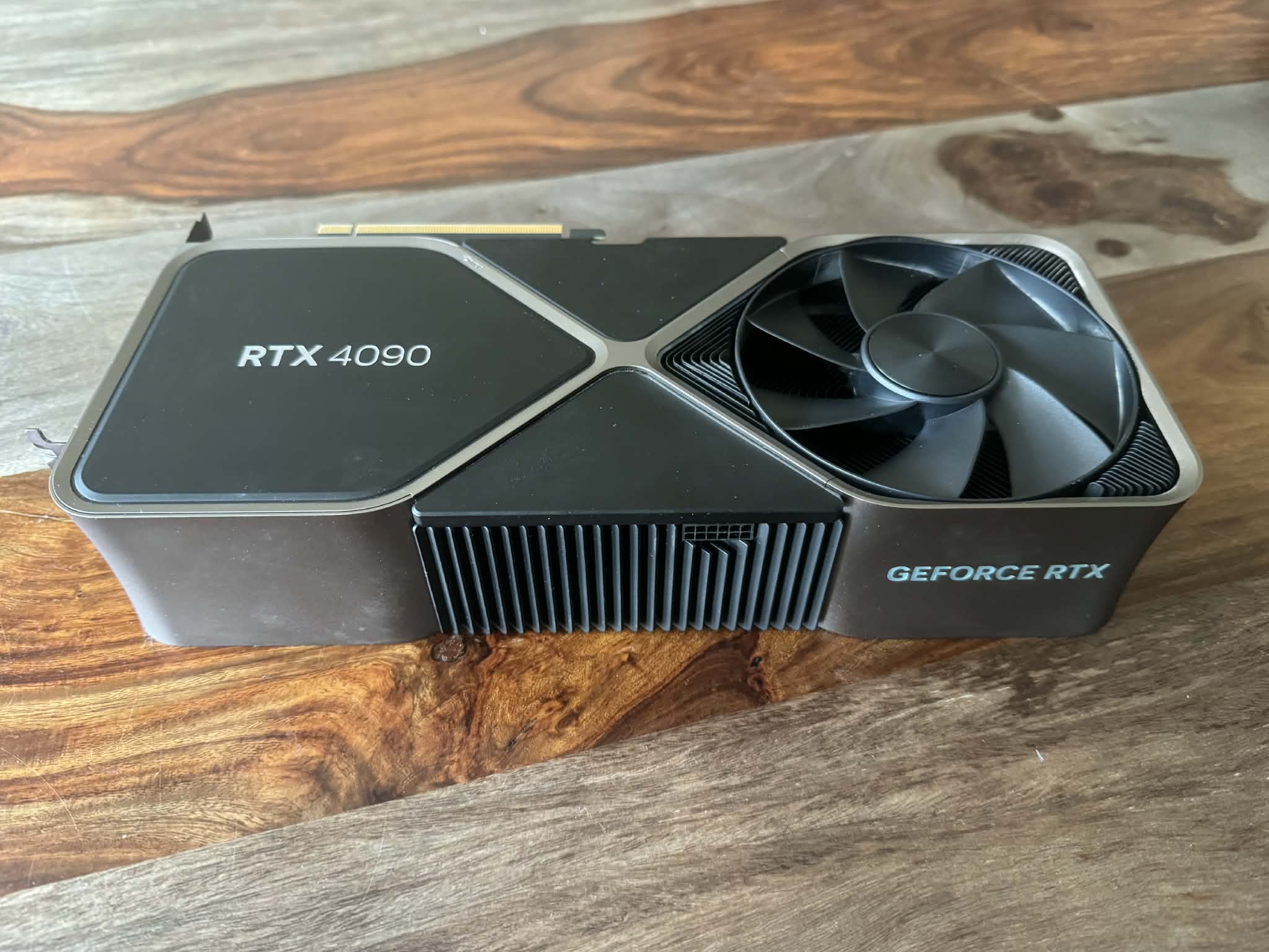 NVIDIA Founders Edition GeForce RTX 4090