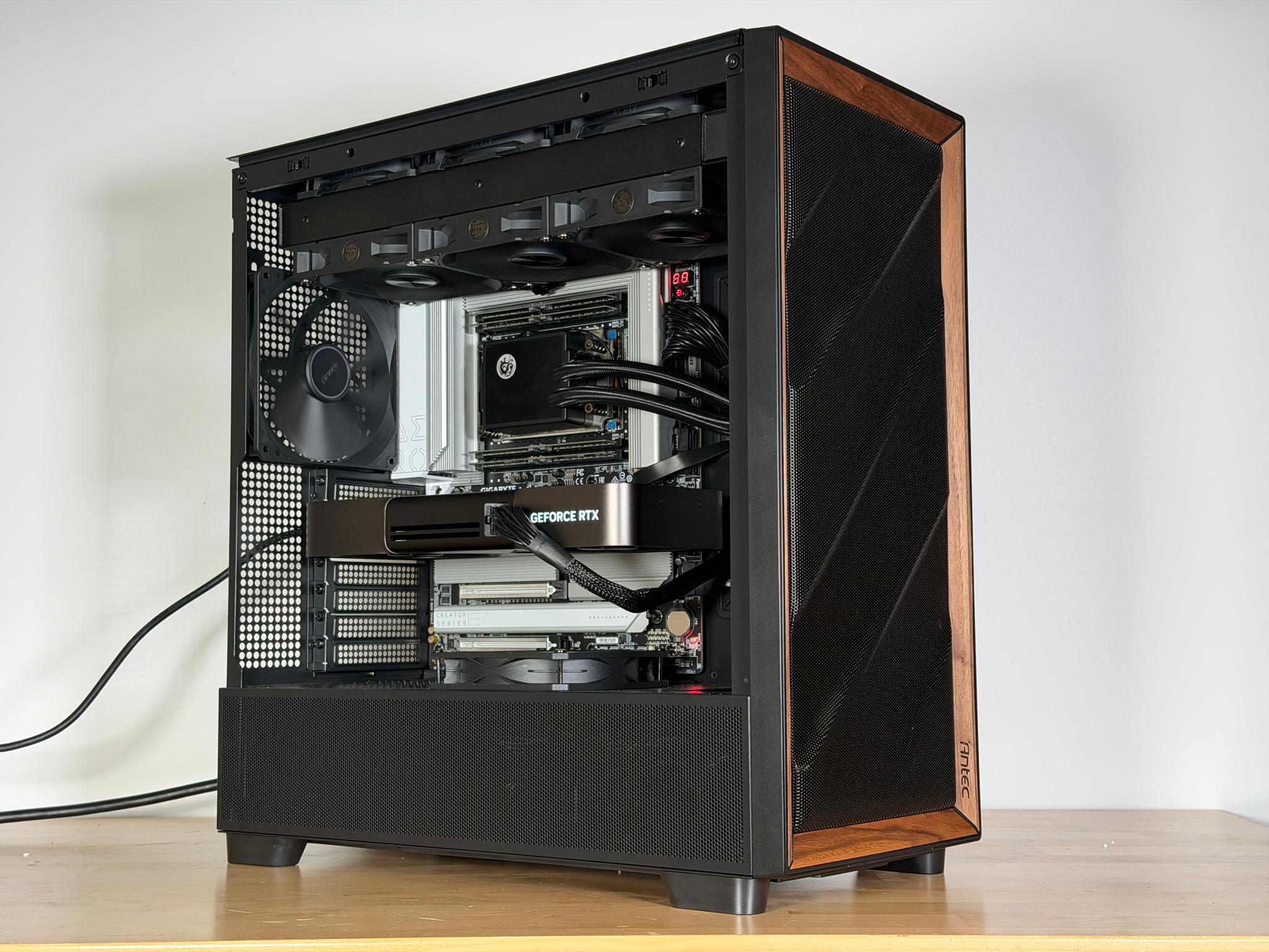 Threadripper 9960x/ RTX 5090FE AI Workstation PC