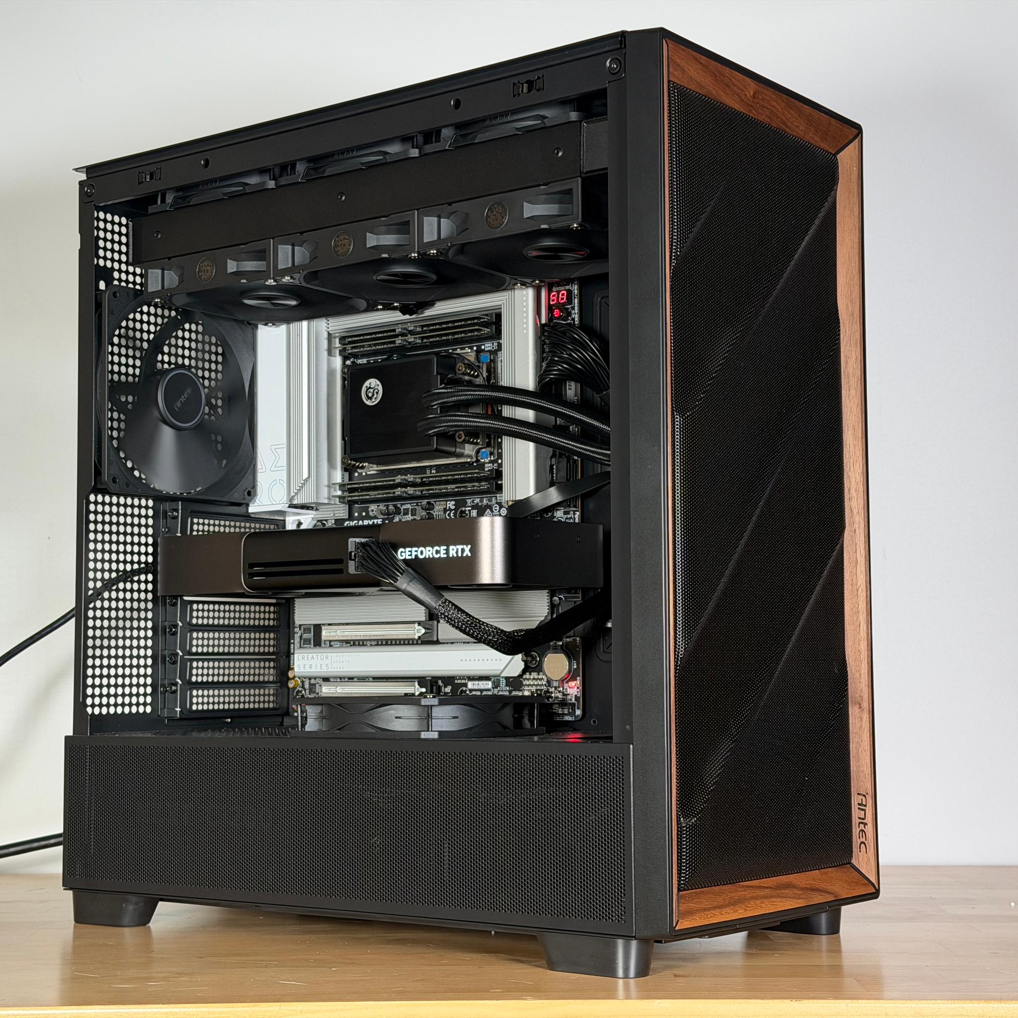 Threadripper 9960x/ RTX 5090FE AI Workstation PC