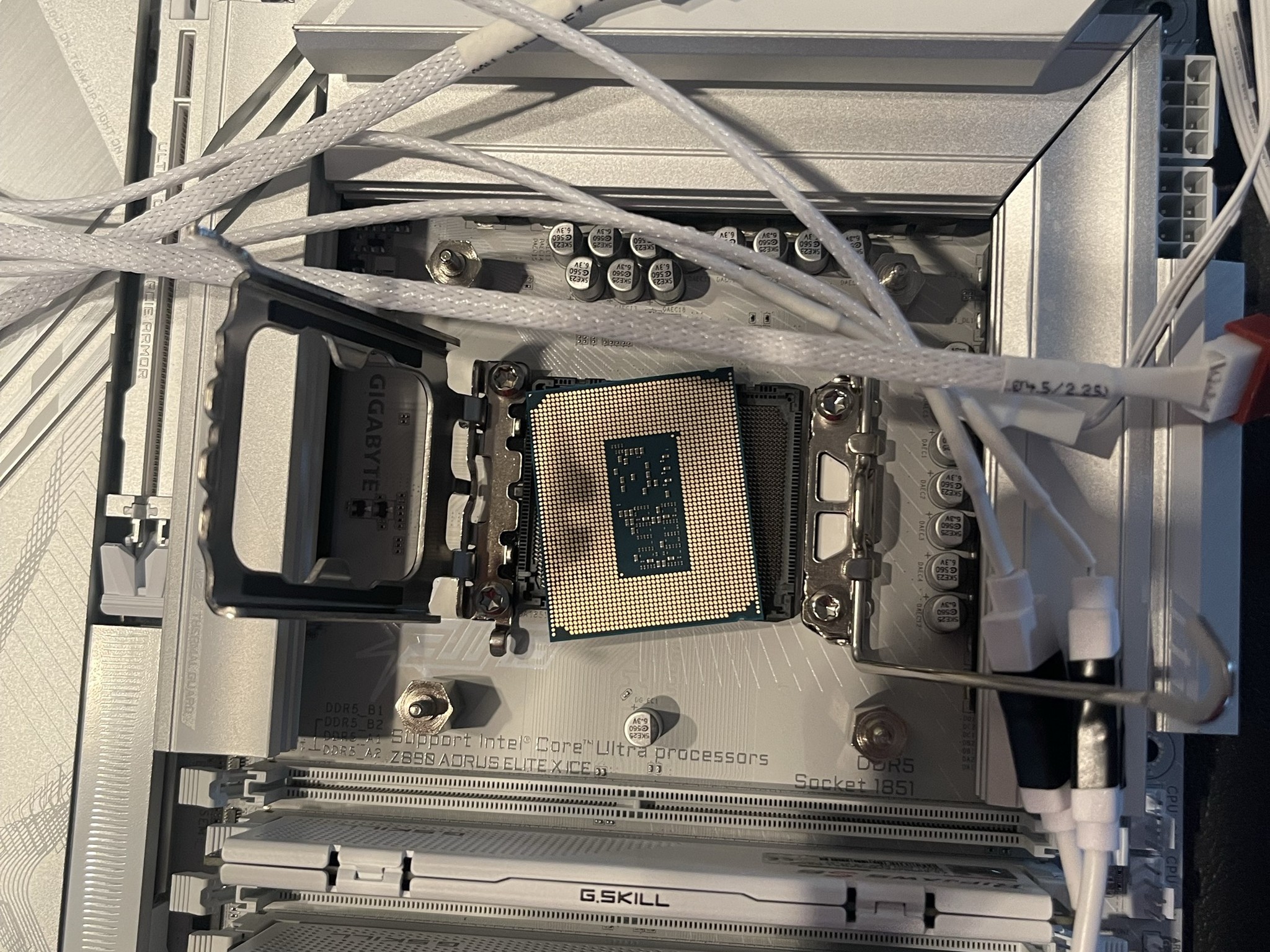 Intel Core Ultra 9 285K super bundle