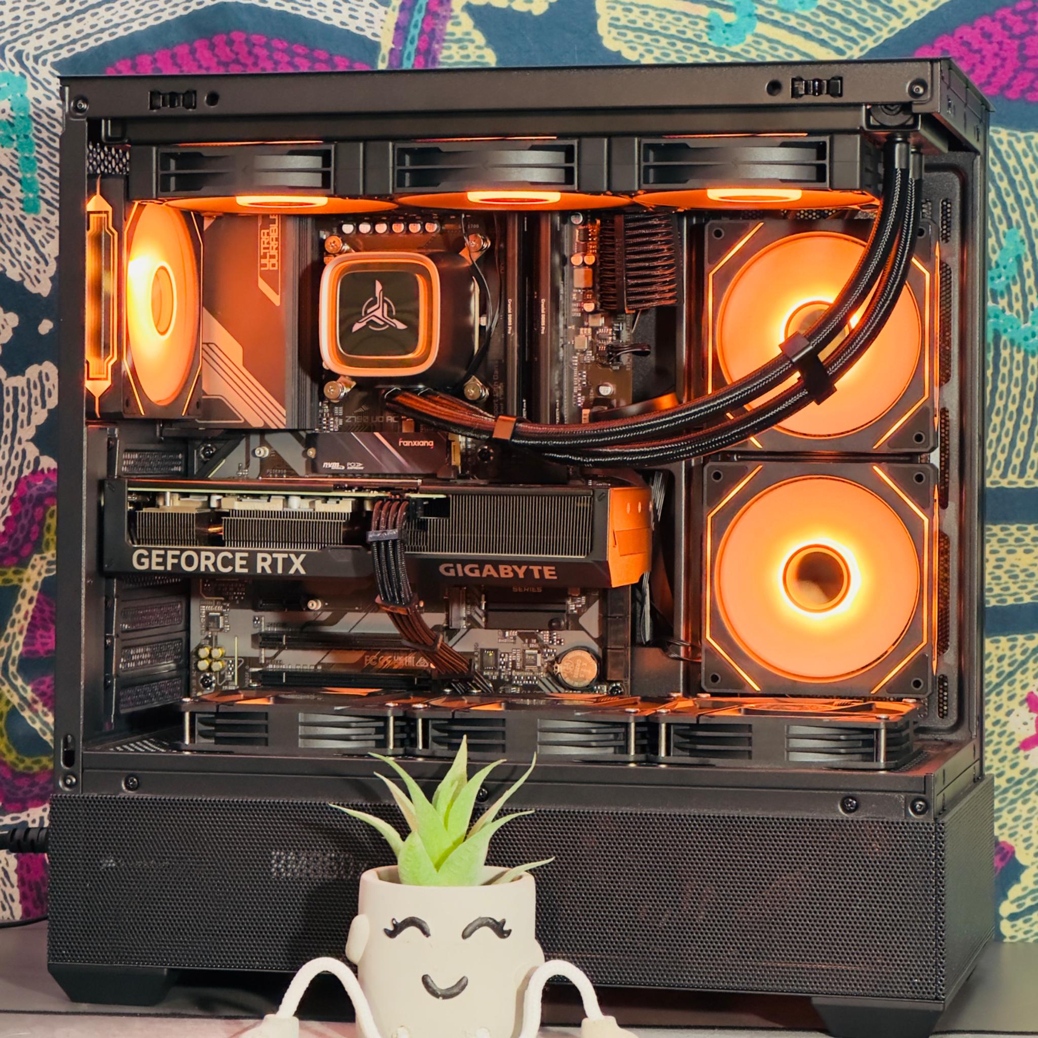 Gaming PC: 4070 + 13700k + 32gb DDR5 + 1TB nVME SSD