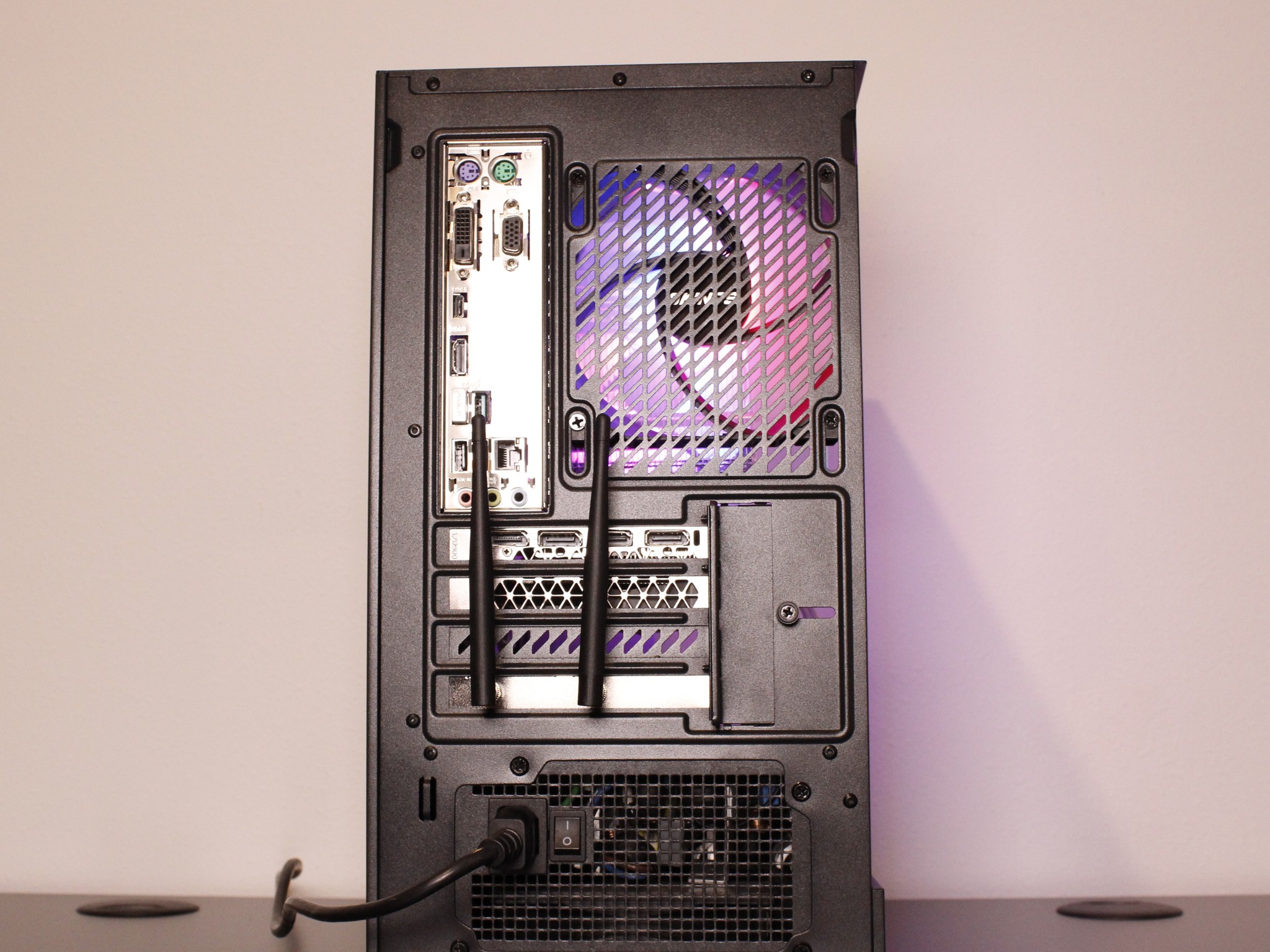 Gaming PC [RTX 2060][i5 9400f][16GB RAM]