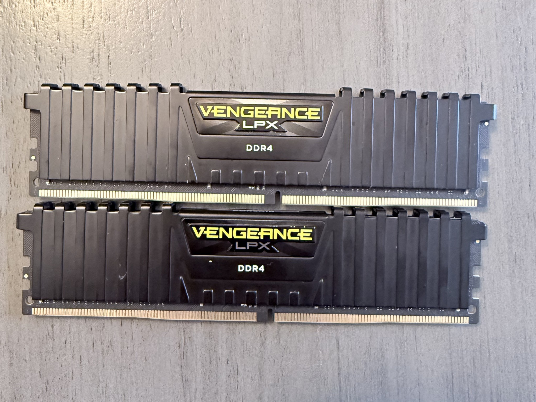 32GB DDR4 RAM Kit 3600MHZ CL18 16GBx2 Corsair Vengeance LPX