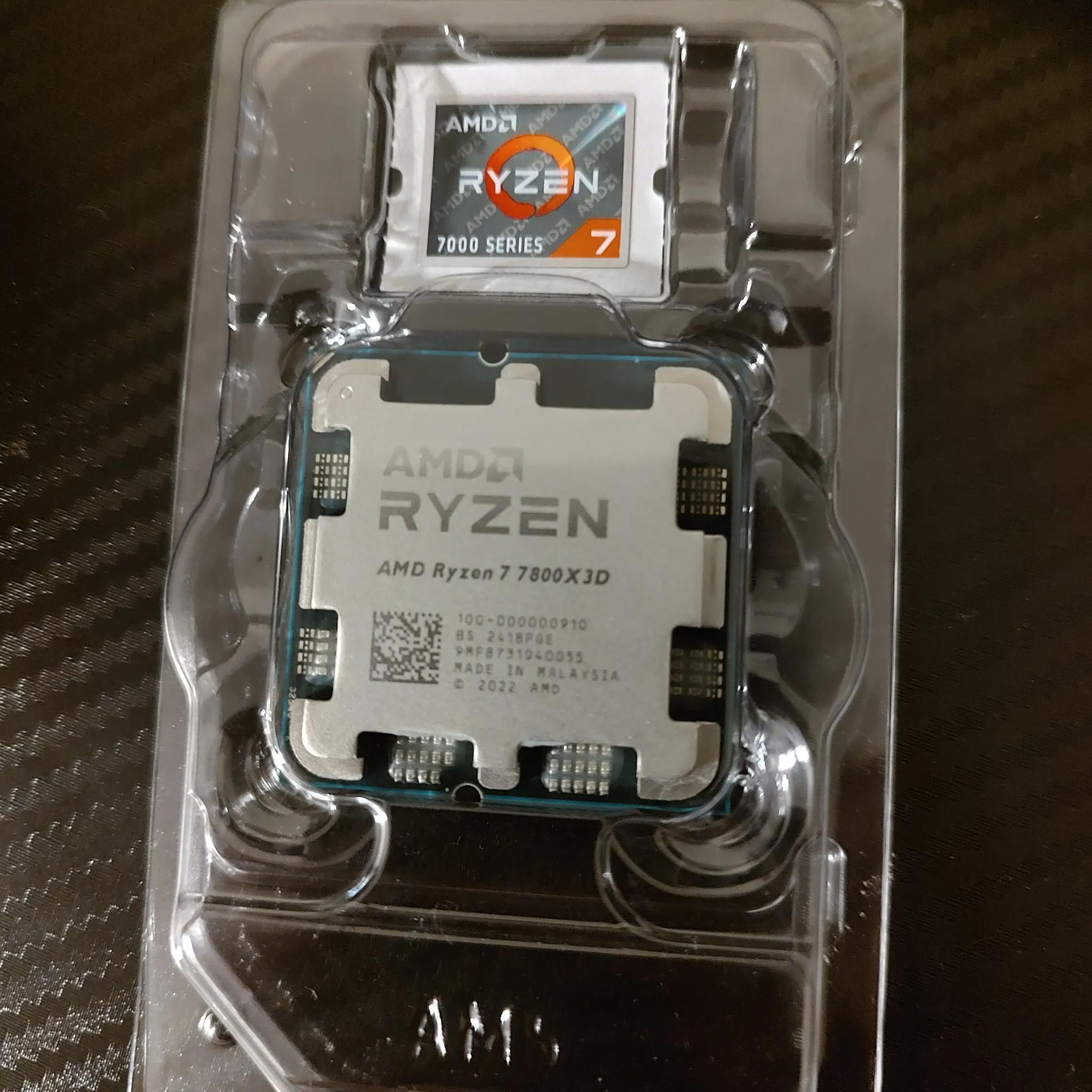 Ryzen 7 7800X3D - almost new!