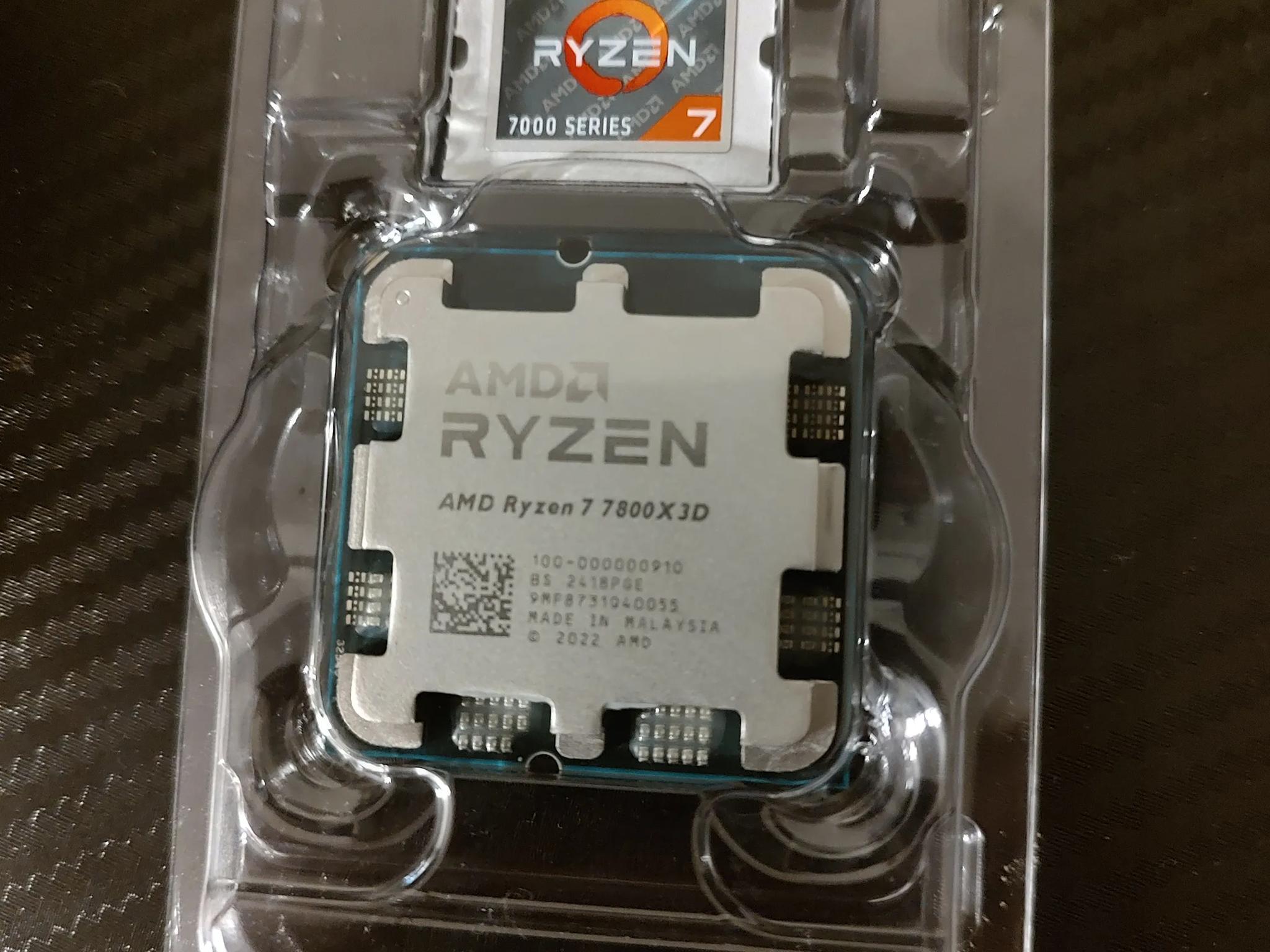Ryzen 7 7800X3D - almost new!