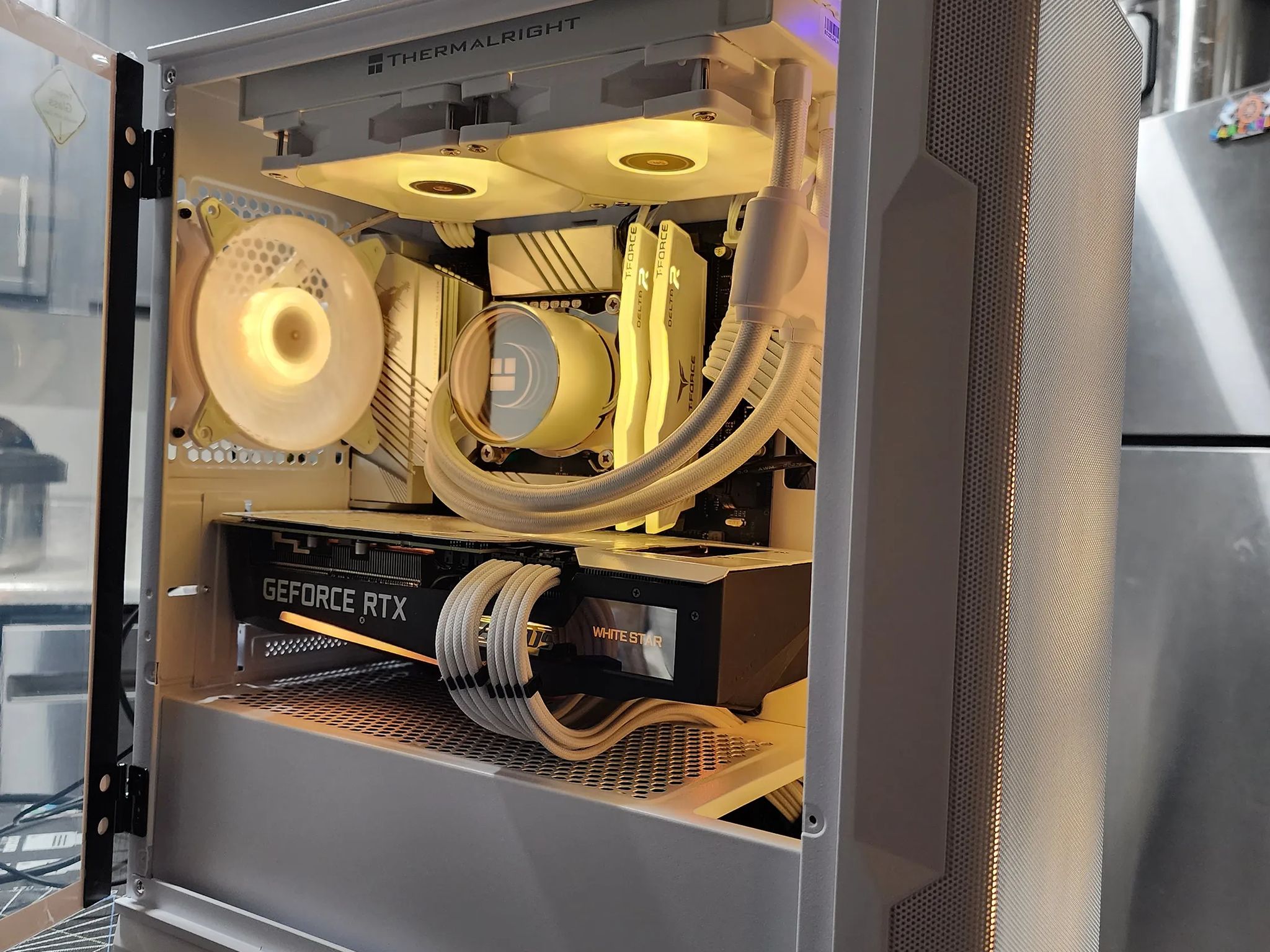 "White Star" Streaming/Gaming PC; i5-13400F | AORUS RTX 3070 | 32GB | 1TB