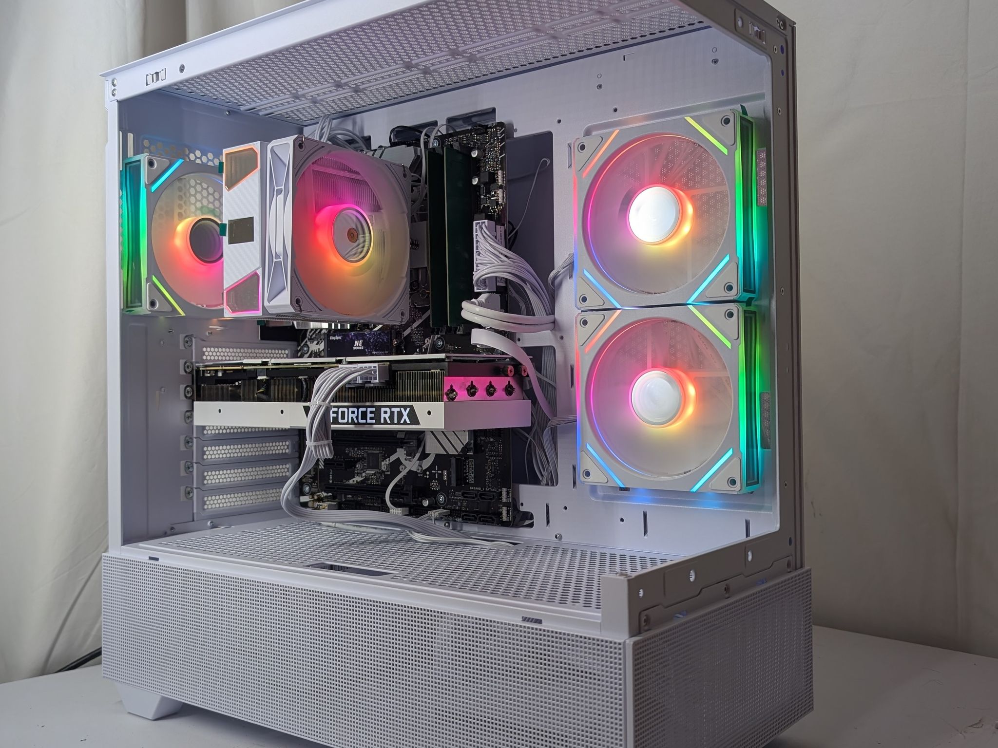 RTX 3090 | i5-12600KF | Z790 | 16GB DDR5 | 1TB NVMe | 1000W