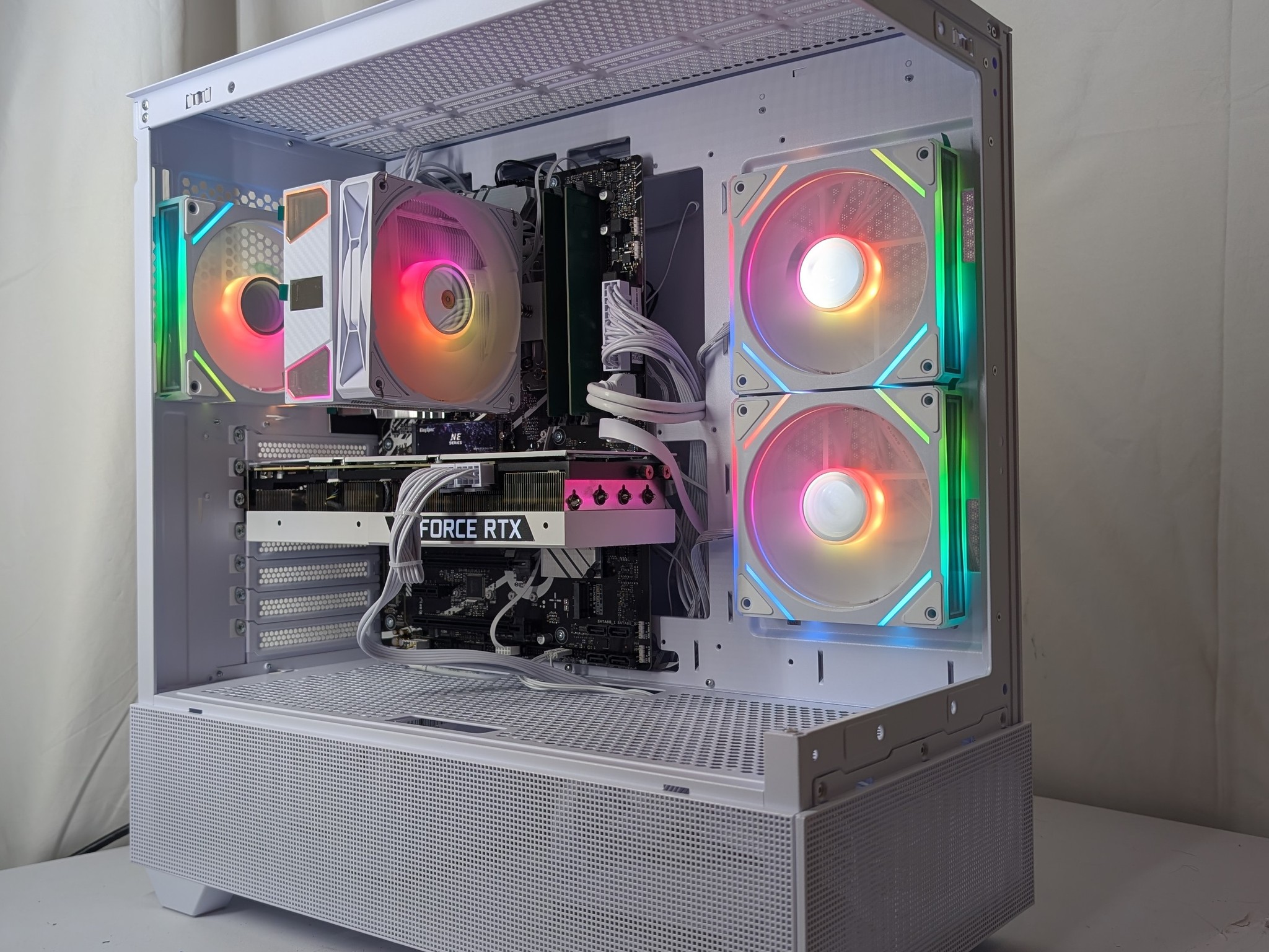 RTX 3090 | i5-12600KF | Z790 | 16GB DDR5 | 1TB NVMe | 1000W