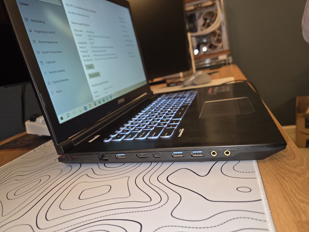 MSI GE72 2qc APACHE-264US GTX 960M USED / UPGRADED / GREAT SHAPE / WINDOWS 10 HOME