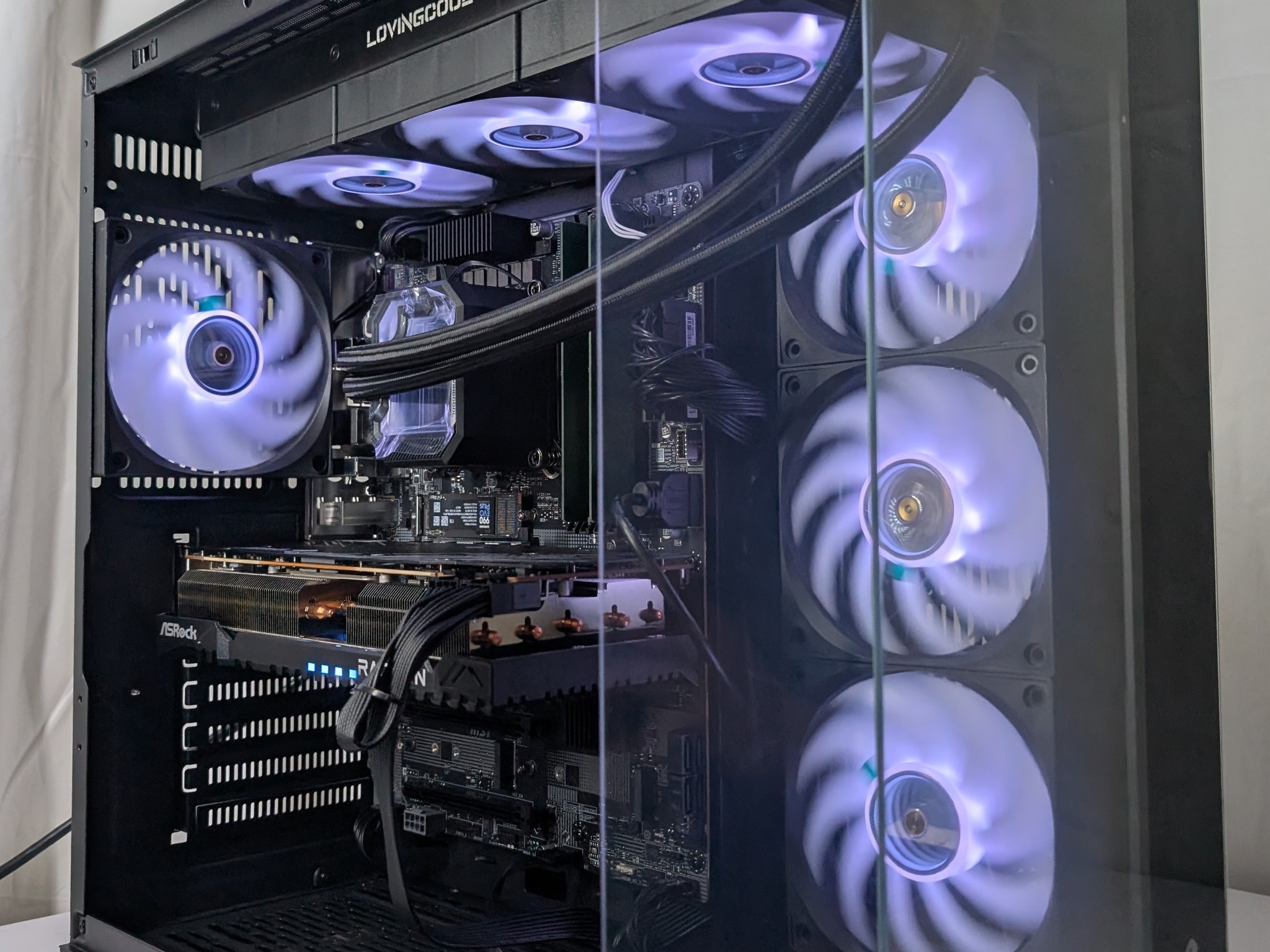 RX 7800XT | CORE ULTRA 5 265KF | 16GB DDR5 | 1TB NVME | 650W |