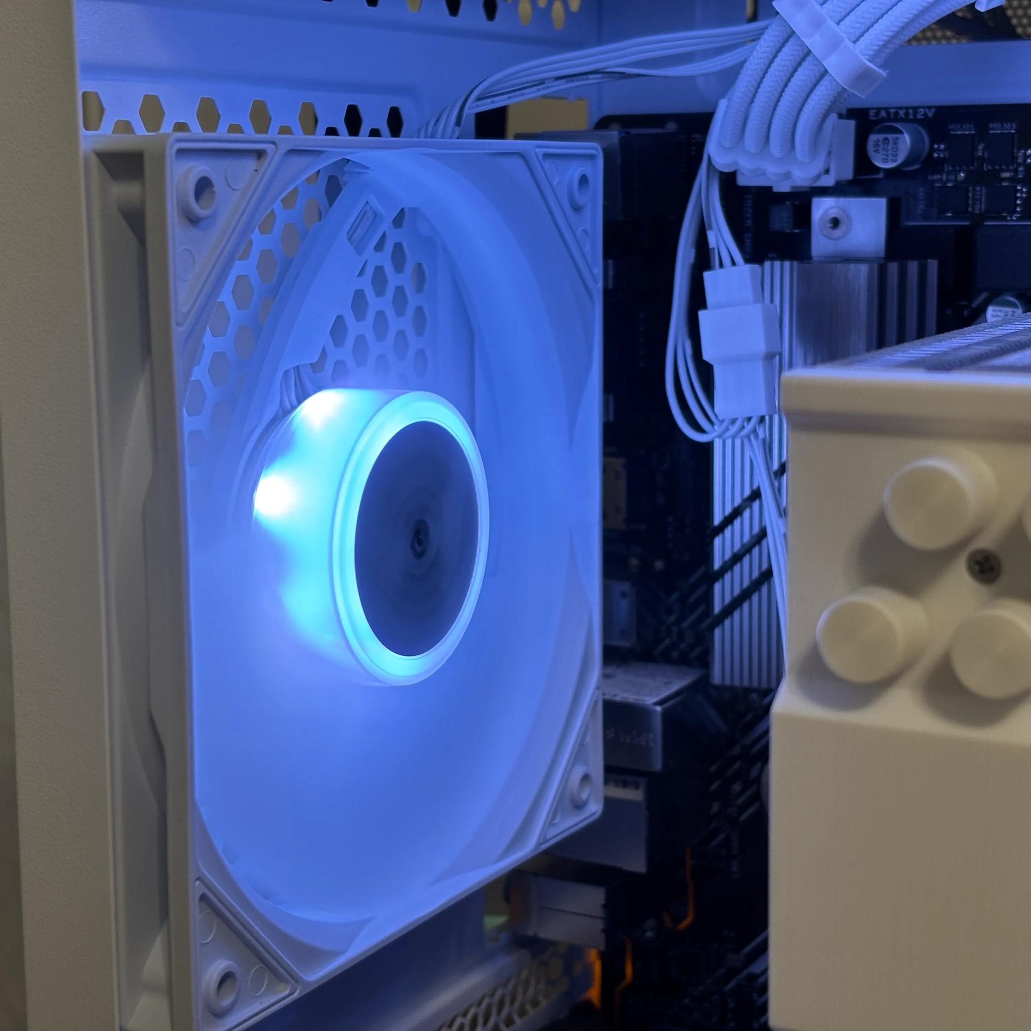 White RTX Fish Tank Gaming PC Wifi