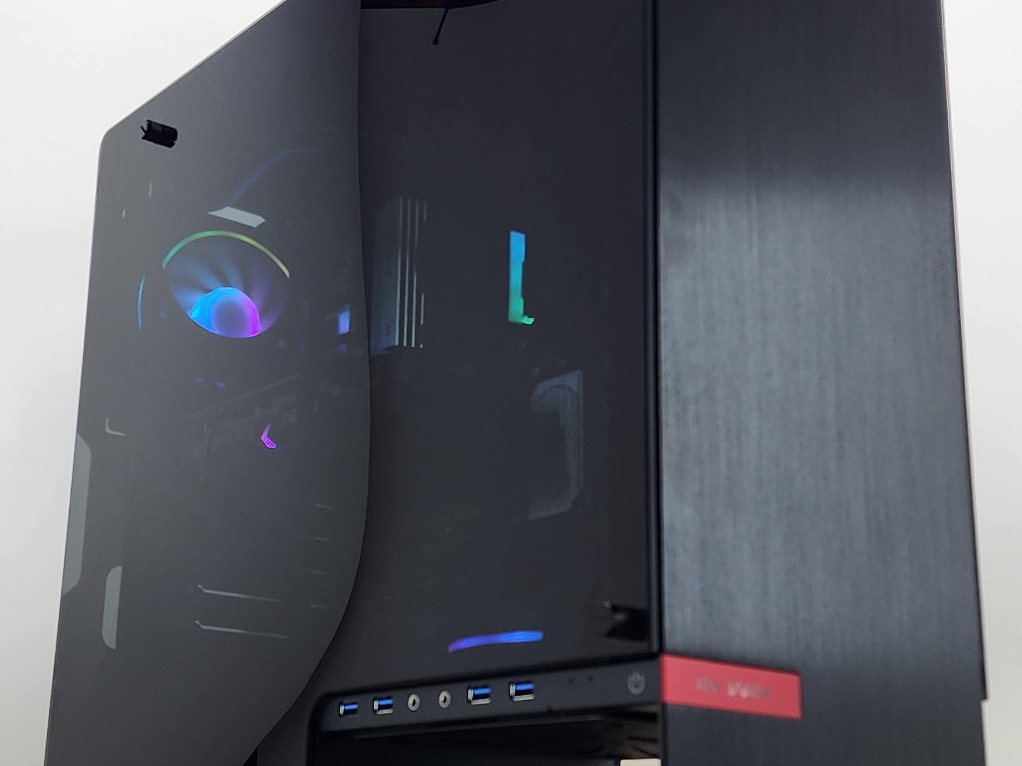 Gaming PC Ryzen 5 8500G 16GB RAM 240GB SSD+2TB HDD RTX 3060 Ti 8G Win11 Computer