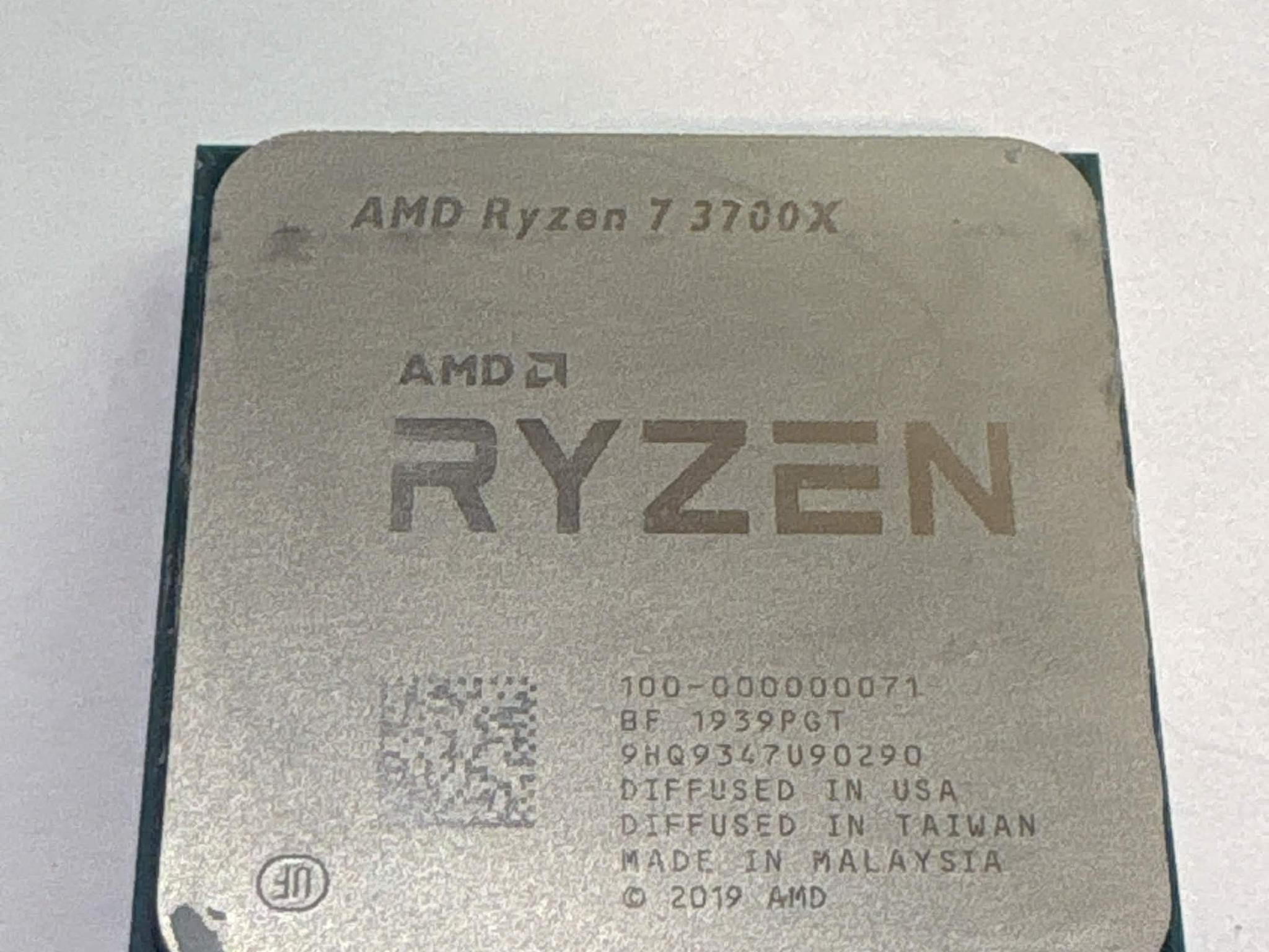 AMD Ryzen 7 3700X