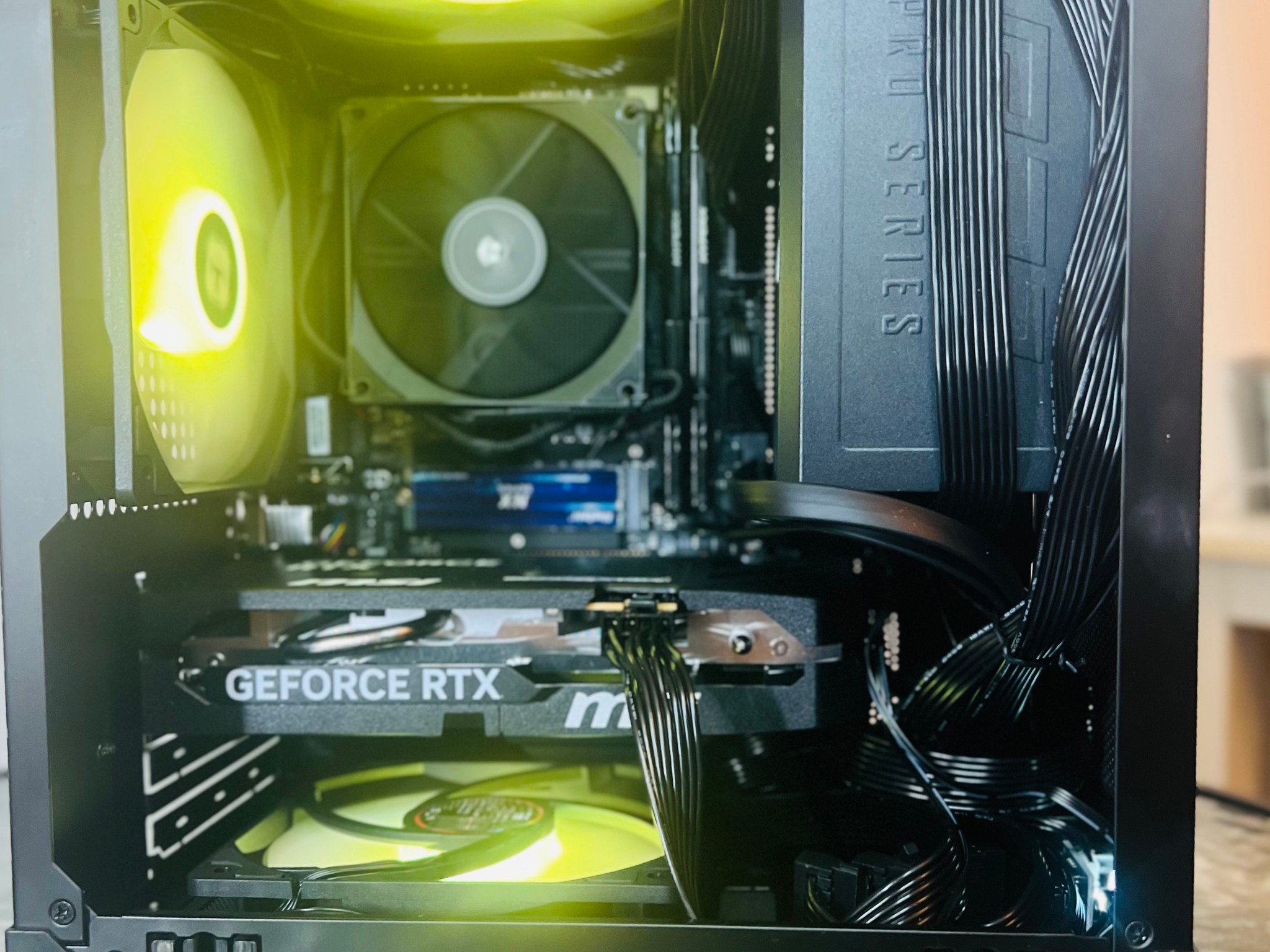 AMD Ryzen 5 5600G/ RTX 5050/ 16GB RAM/ 512GB SSD/ Convenient ITX Gaming PC Build