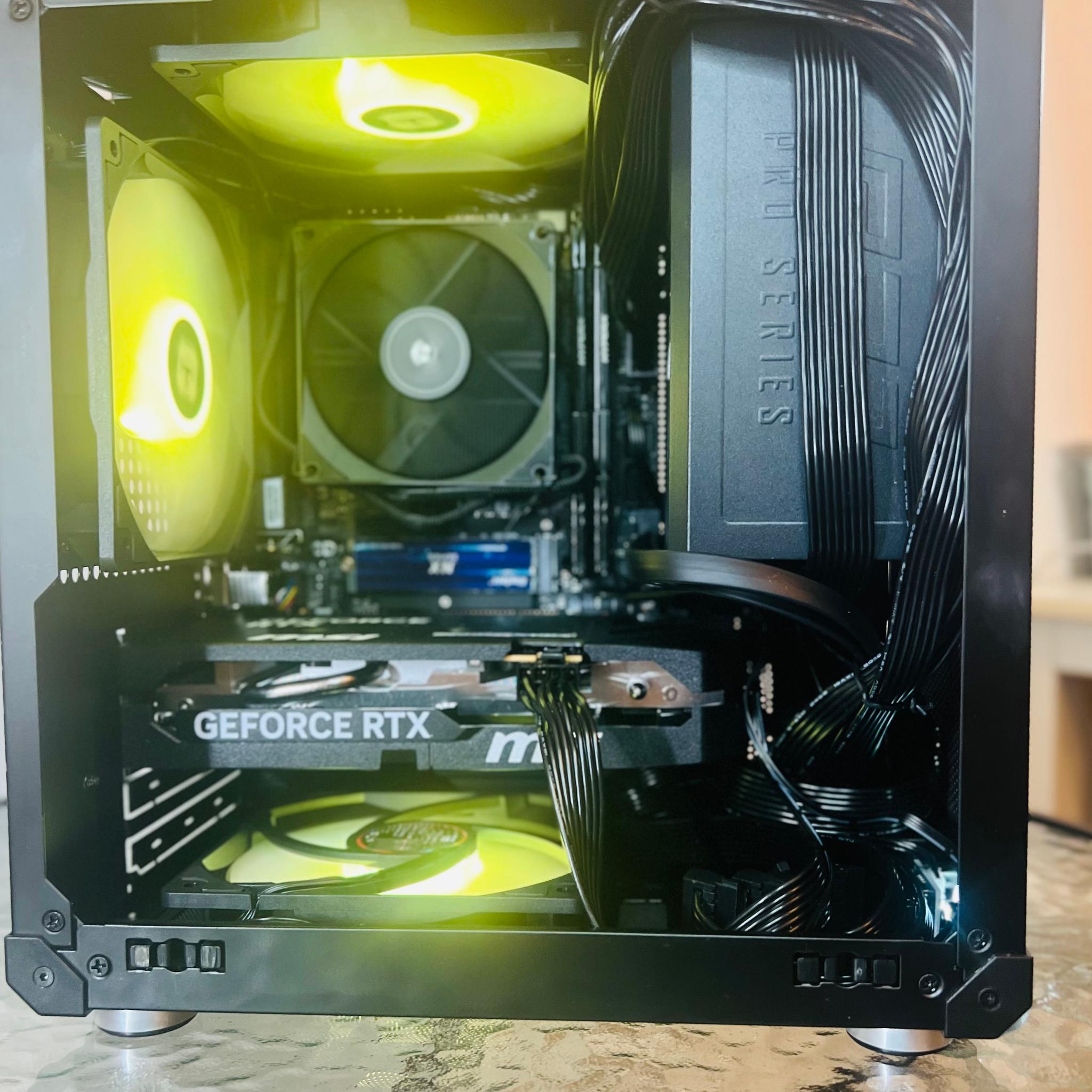 AMD Ryzen 5 5600G/ RTX 5050/ 16GB RAM/ 512GB SSD/ Convenient ITX Gaming PC Build