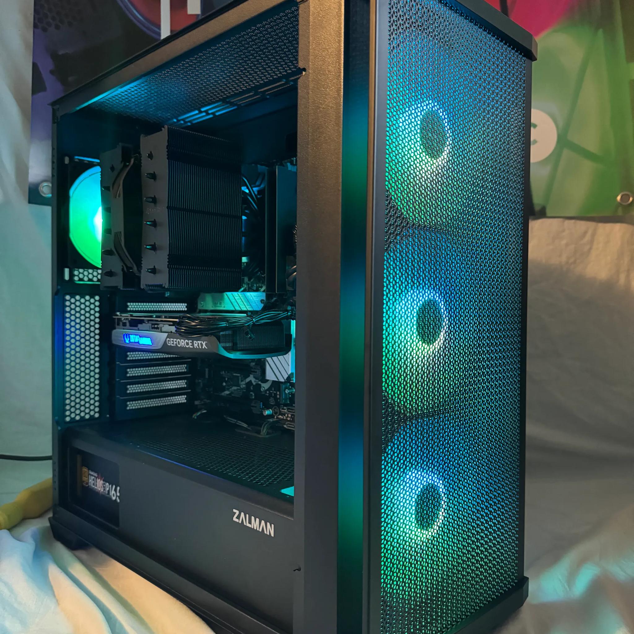 RTX 4070 Intel Core i9 12900k 32GB DDR5 1TB SSD Gaming PC