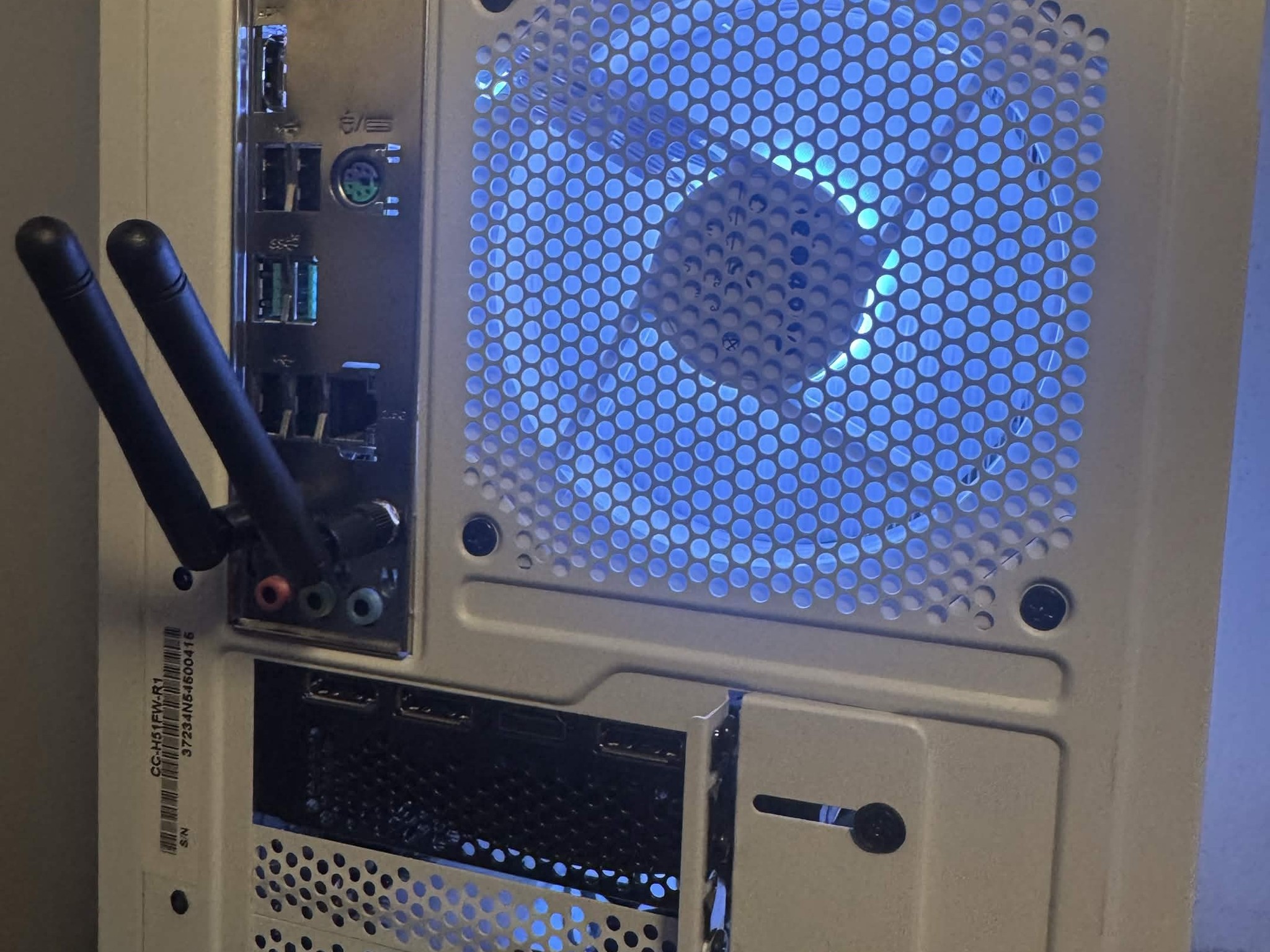 White/Black "Panda" Mid Range PC - i5 12400F | RTX 4060 | 16GB DDR4 3200 | BT & Wifi