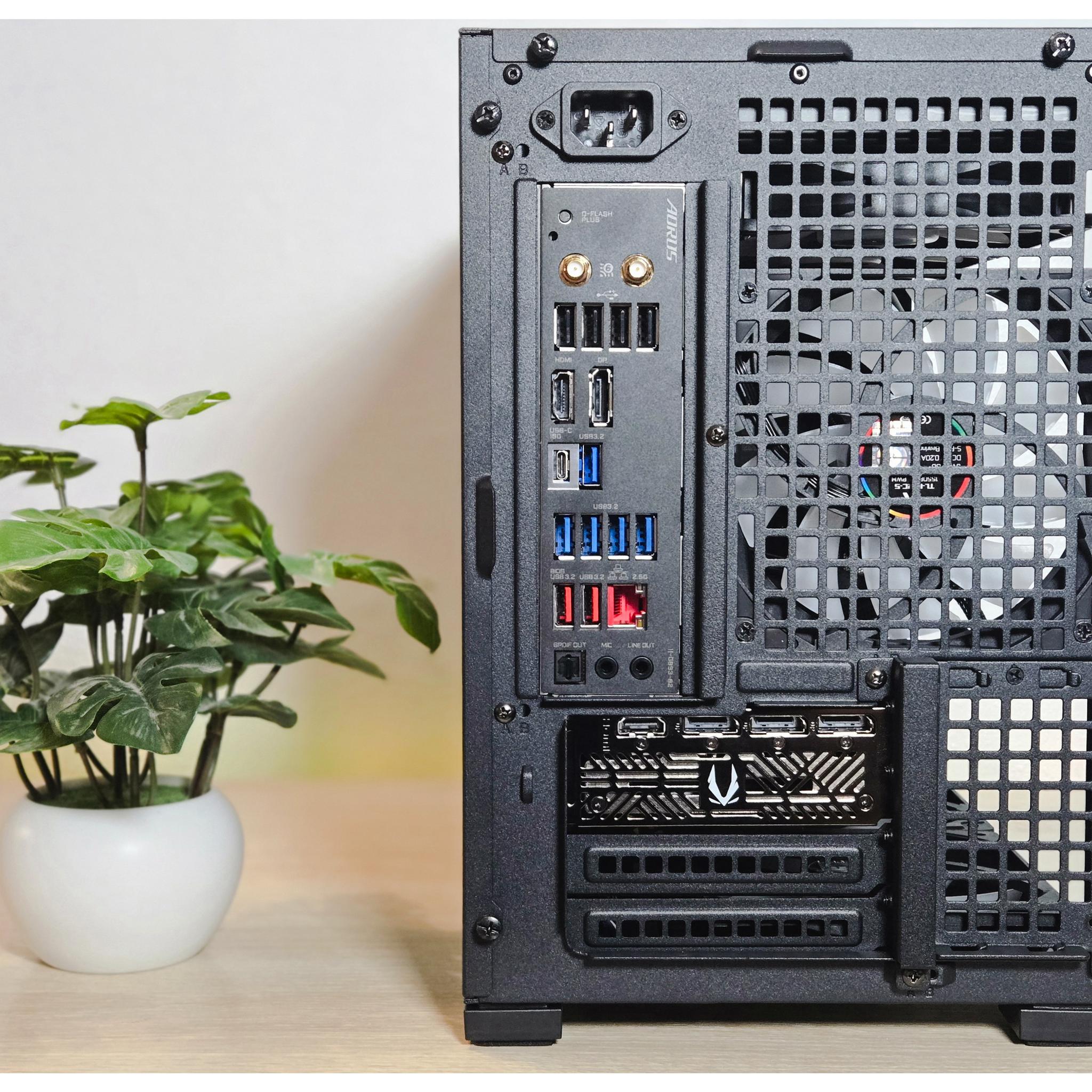 RTX 5070 Ti | Ryzen 7800X3D | 2TB SSD | RGB Gaming PC