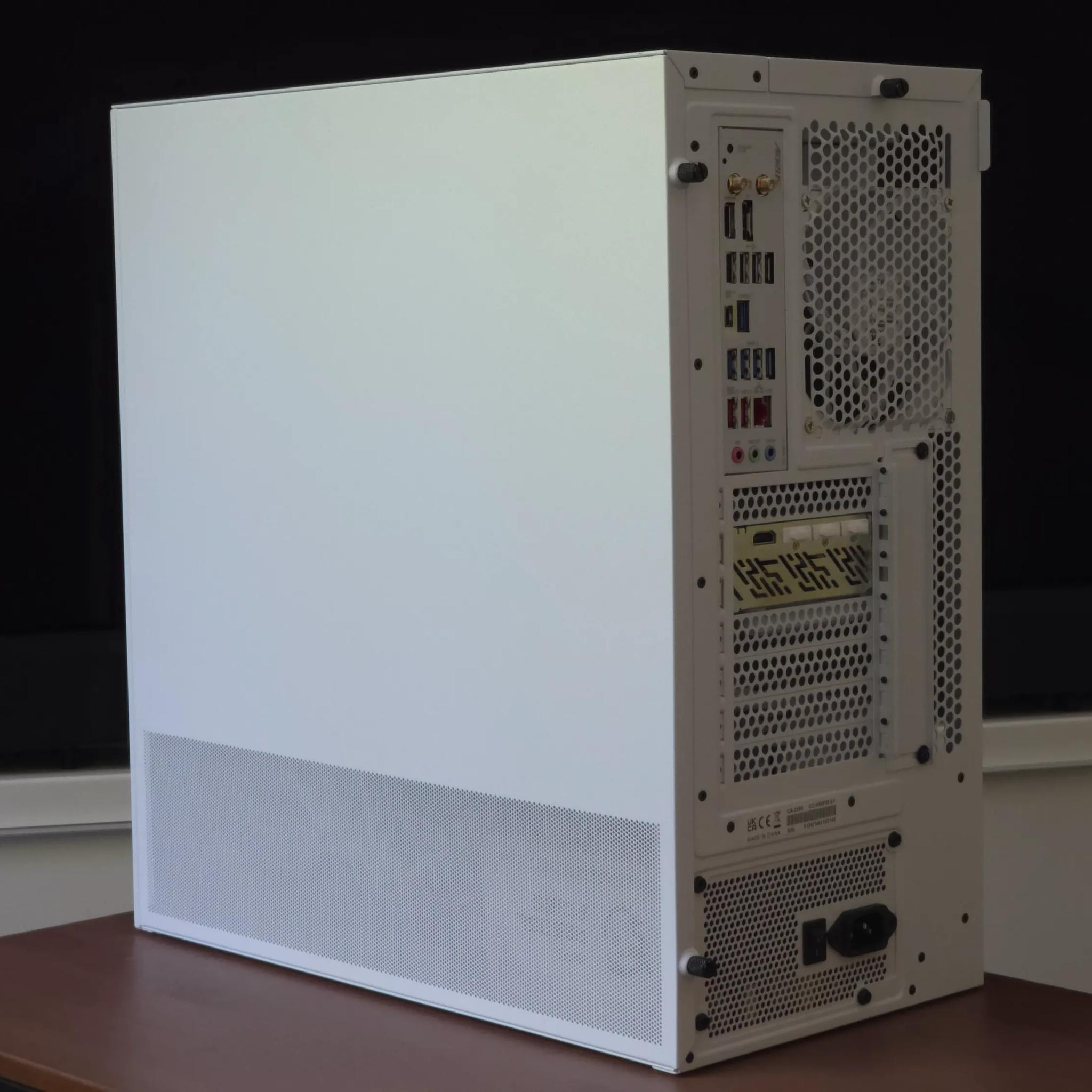 All AMD I All-White 4K Gaming PC | RX 9070 XT 16 GB |  Ryzen 7 7700X |32GB | 2TB | 2 Year Warranty