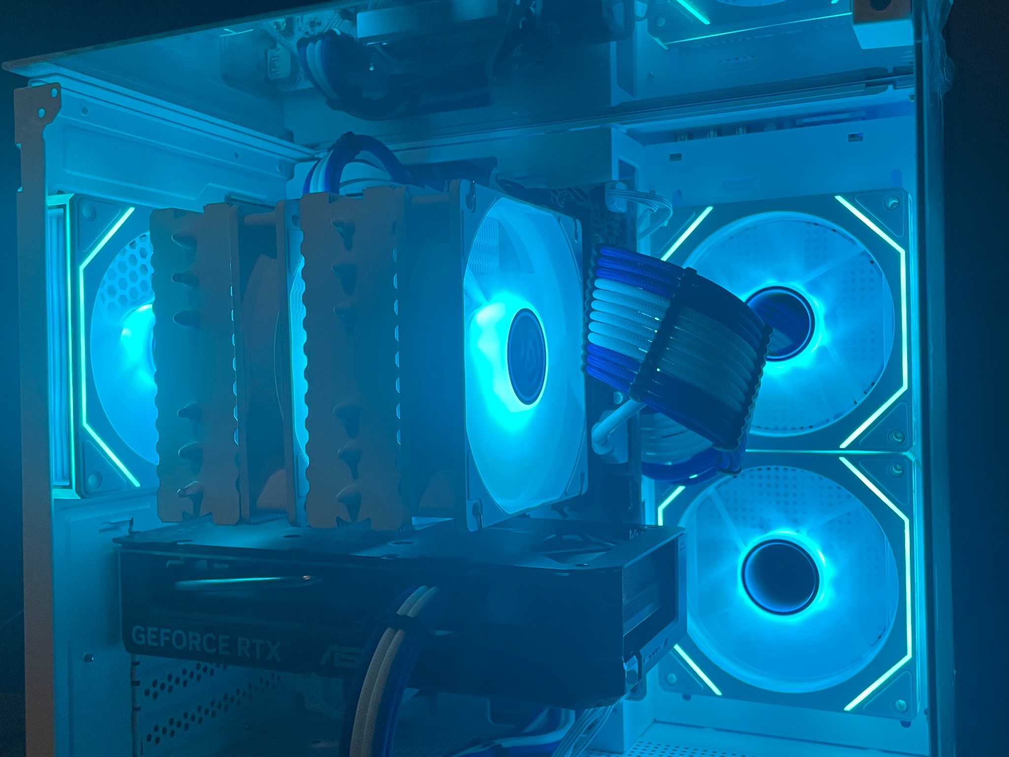 GeForce RTX 5060 Custom Gaming PC - Core i5-12600KF, 1TB SSD