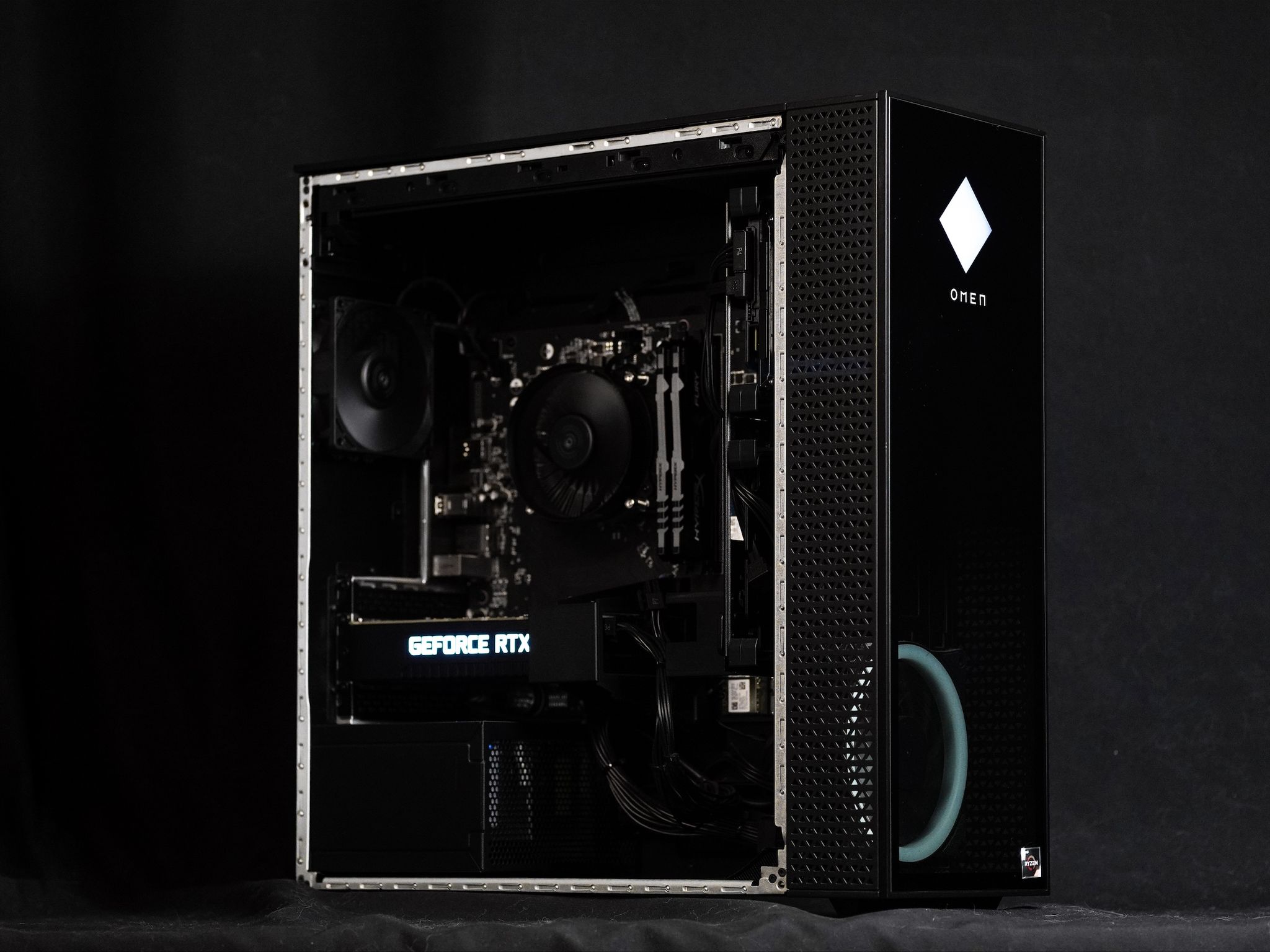 OMEN Gaming PC - RTX 3060 12GB / Ryzen 5 5600G/ 16GB DDR4