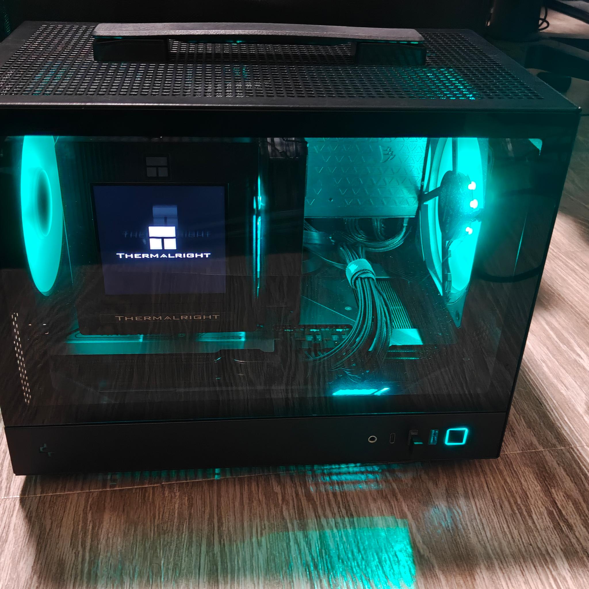 RX 9070 XT Itx Gaming PC - Ryzen 7 7800X3D, 32GB RAM, two 2TB NVMe SSD