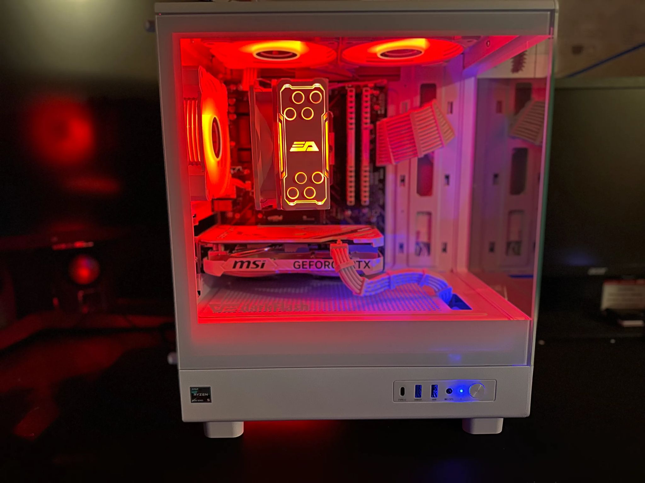 🔥WHITE-OUT🔥RYZEN 5 5600x MSI Ventus RTX 4060 OC Edition 32gb Ram 1TB M.2 SSD🔥 650w Gold R PSU🔥