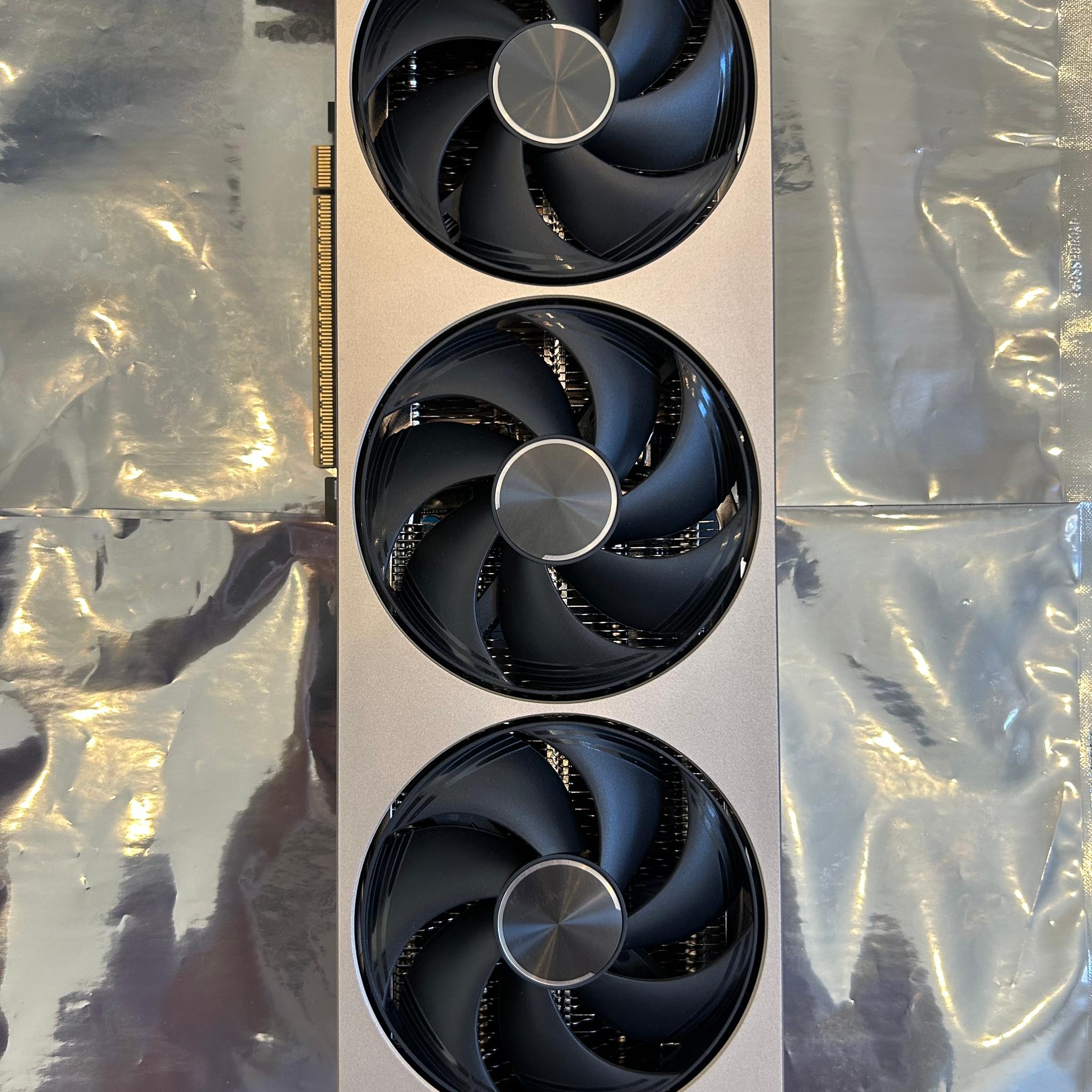 MSI GeForce RTX 5080 16G INSPIRE 3X OC
