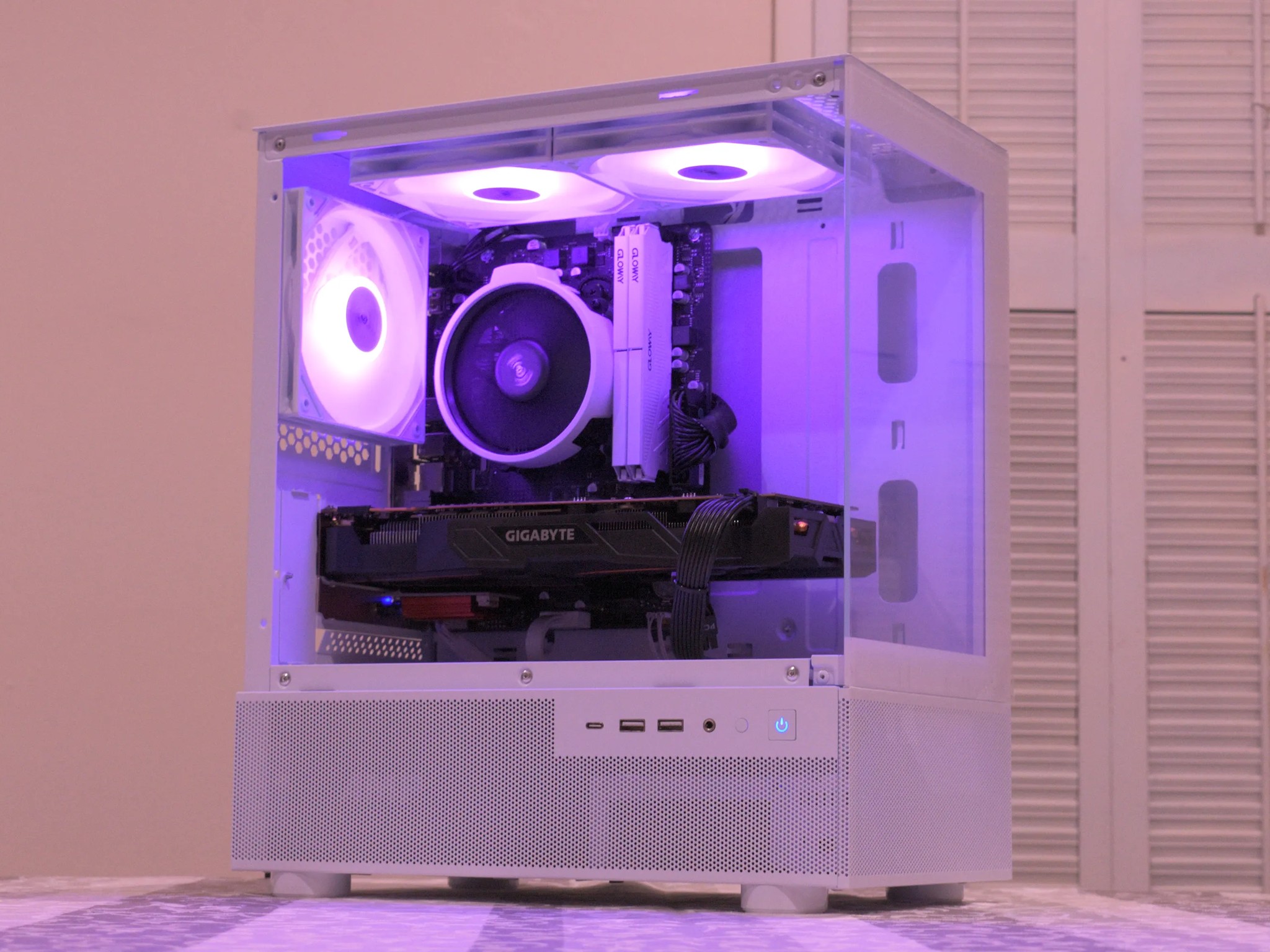 🎮Budget Gamer🎮 Ryzen 5 3600 | GTX 1070 8GB | 16GB DDR4 | 1TB nVME SSD | 1080p White Gaming PC RGB