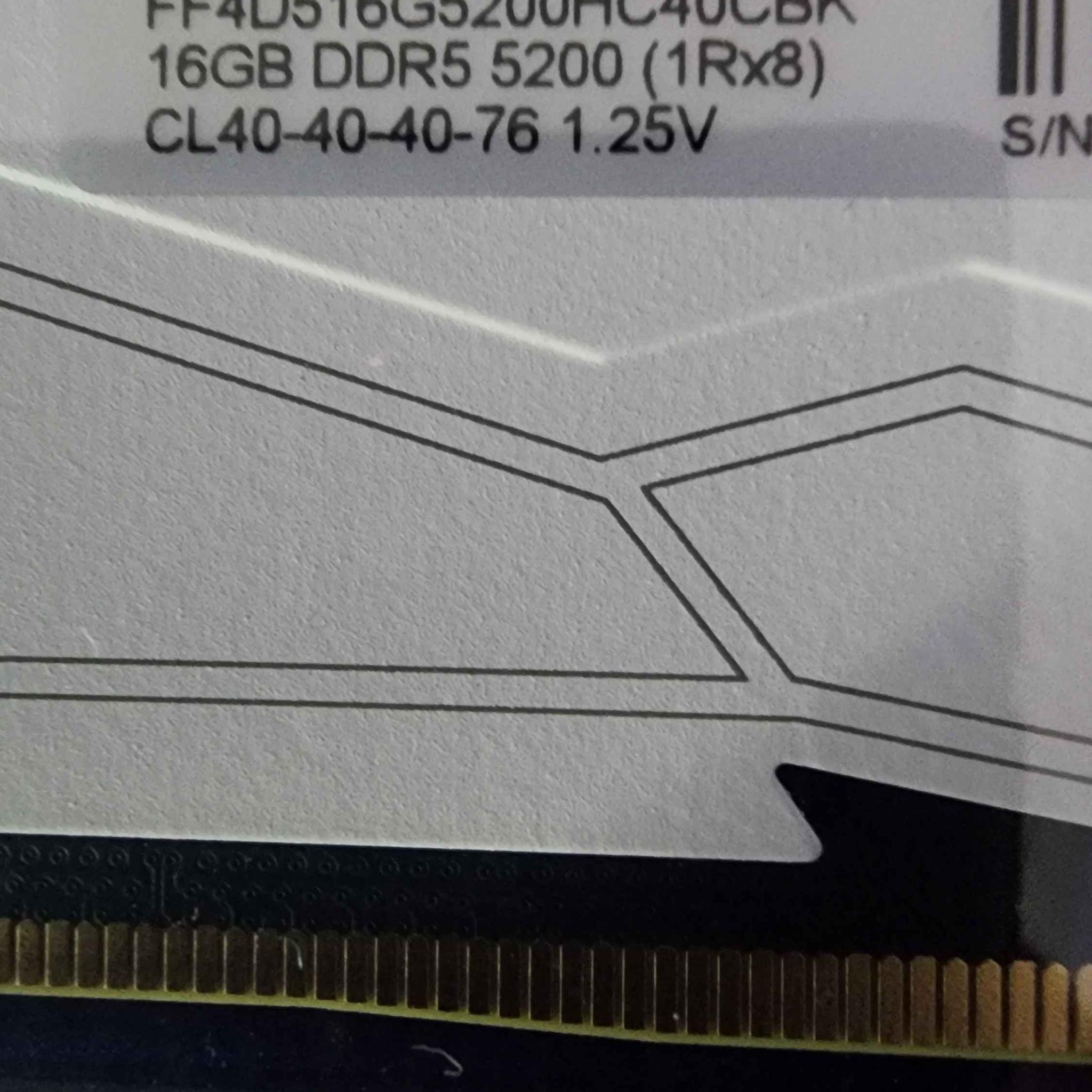 T-Force Delta 16GB DDR5 5200