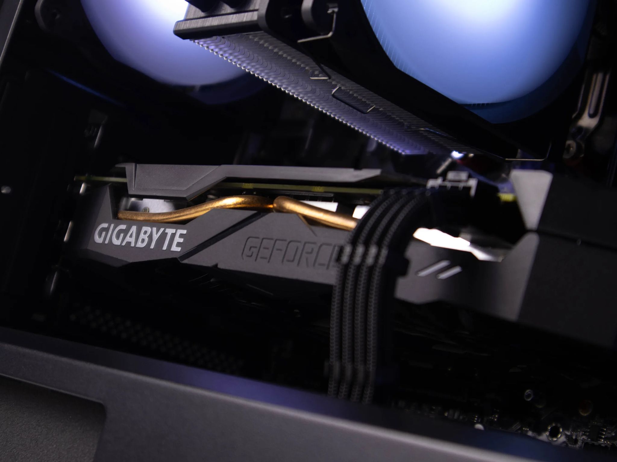 (GTX 1660 Ti | Ryzen 5 1600 | 16gb RAM)