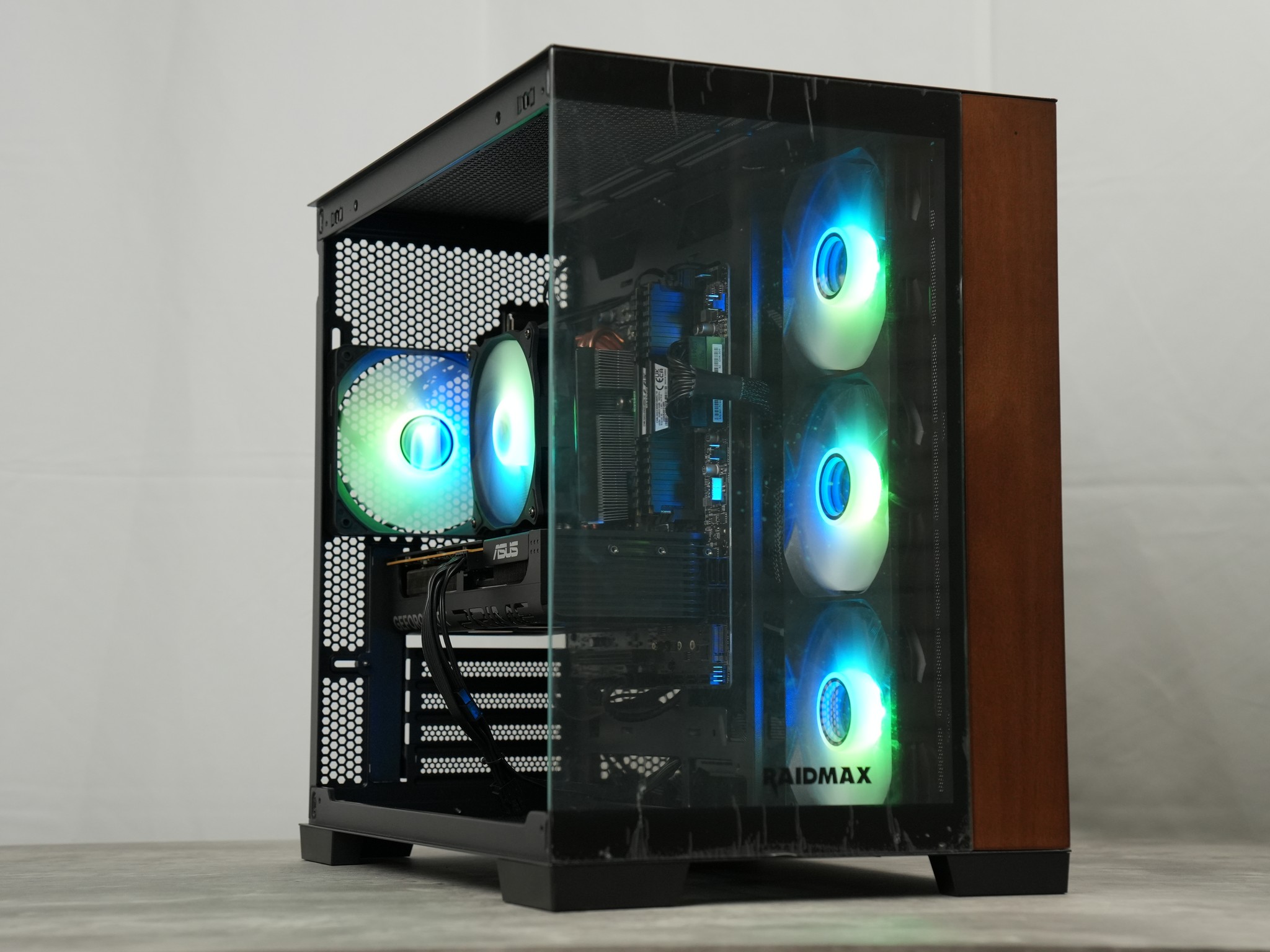 Gaming PC | RTX 5060 | RYZEN 7 5700G | 32GB RAM | 1TB SSD | WINDOWS 11 |
