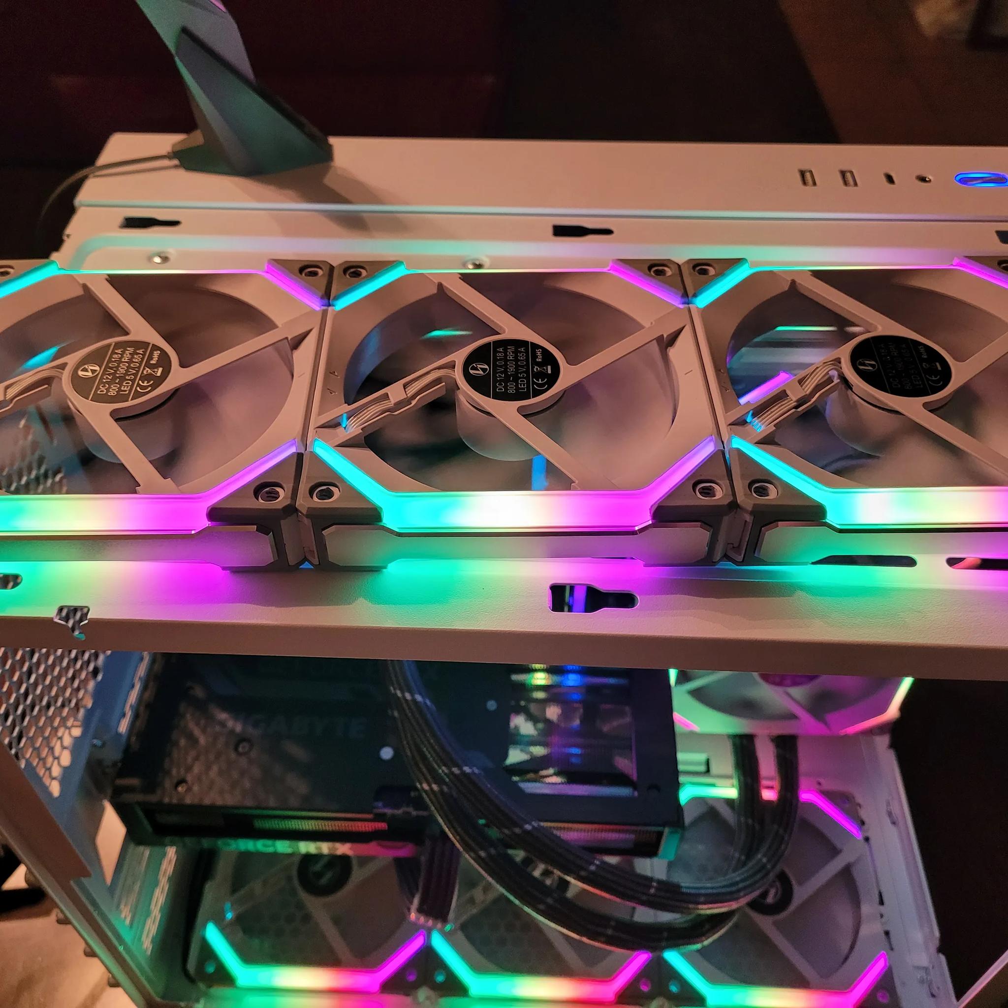 Lian Li UNI Fan SL120 (3-pack) (120mm)