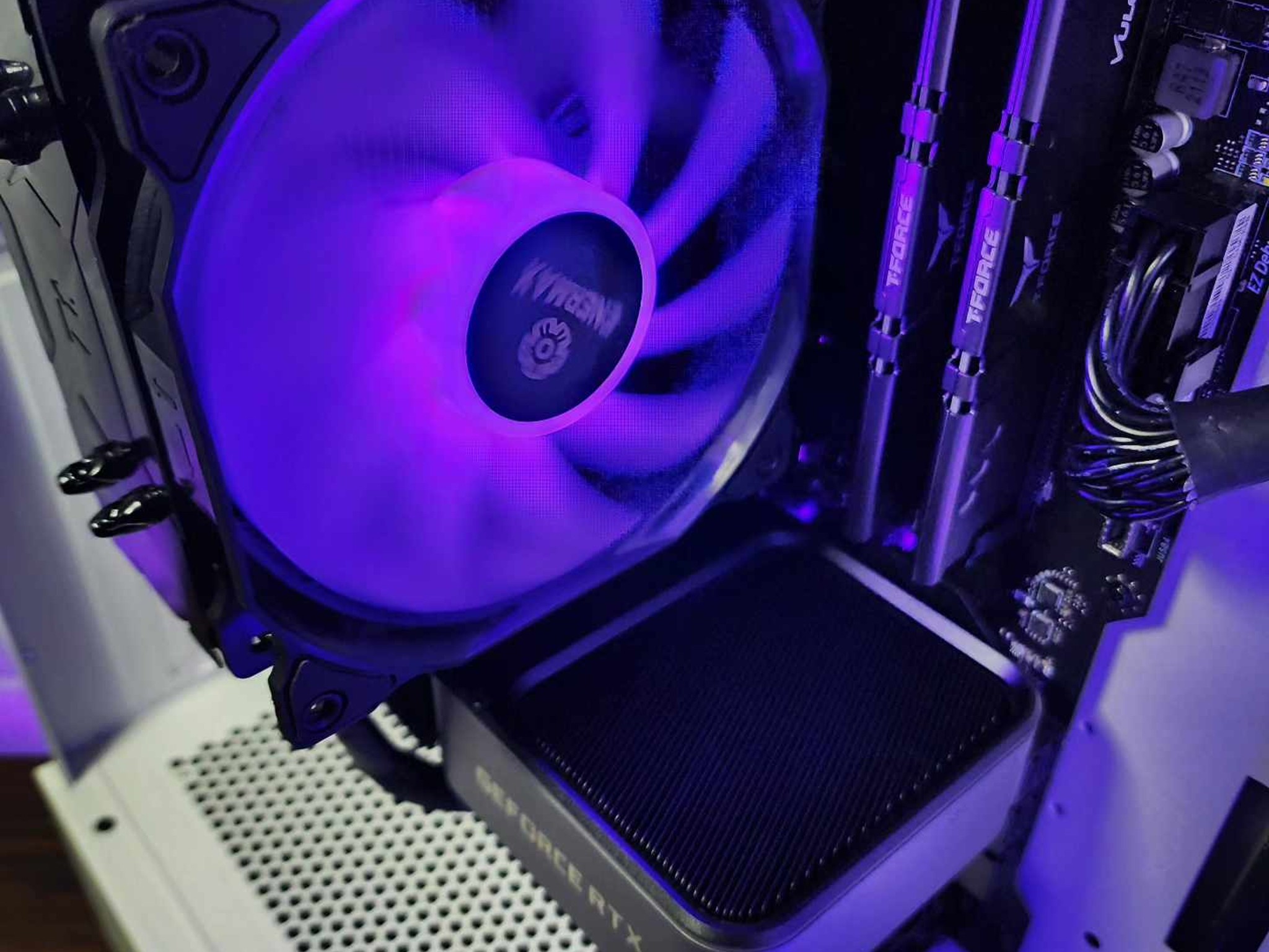 🤍💜RTX 3070 | Ryzen 5 5600G | 32GB 3200MHz | 1TB NVMe Gen 3