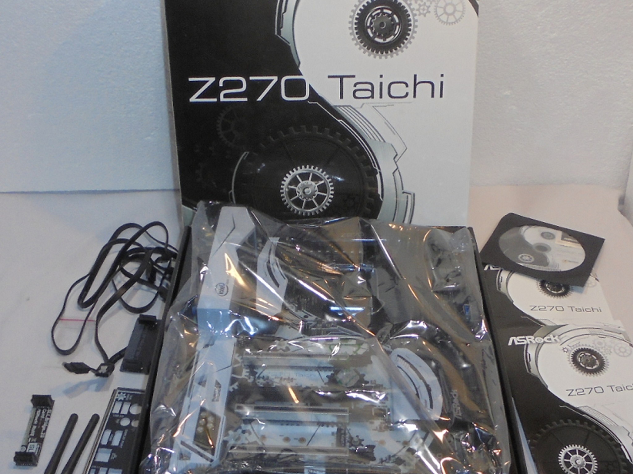 New Montech-Asrock TaiChi-Intel 6700K-Asus GTX 1060 6GB-New/Open Box w/7 LED Fans
