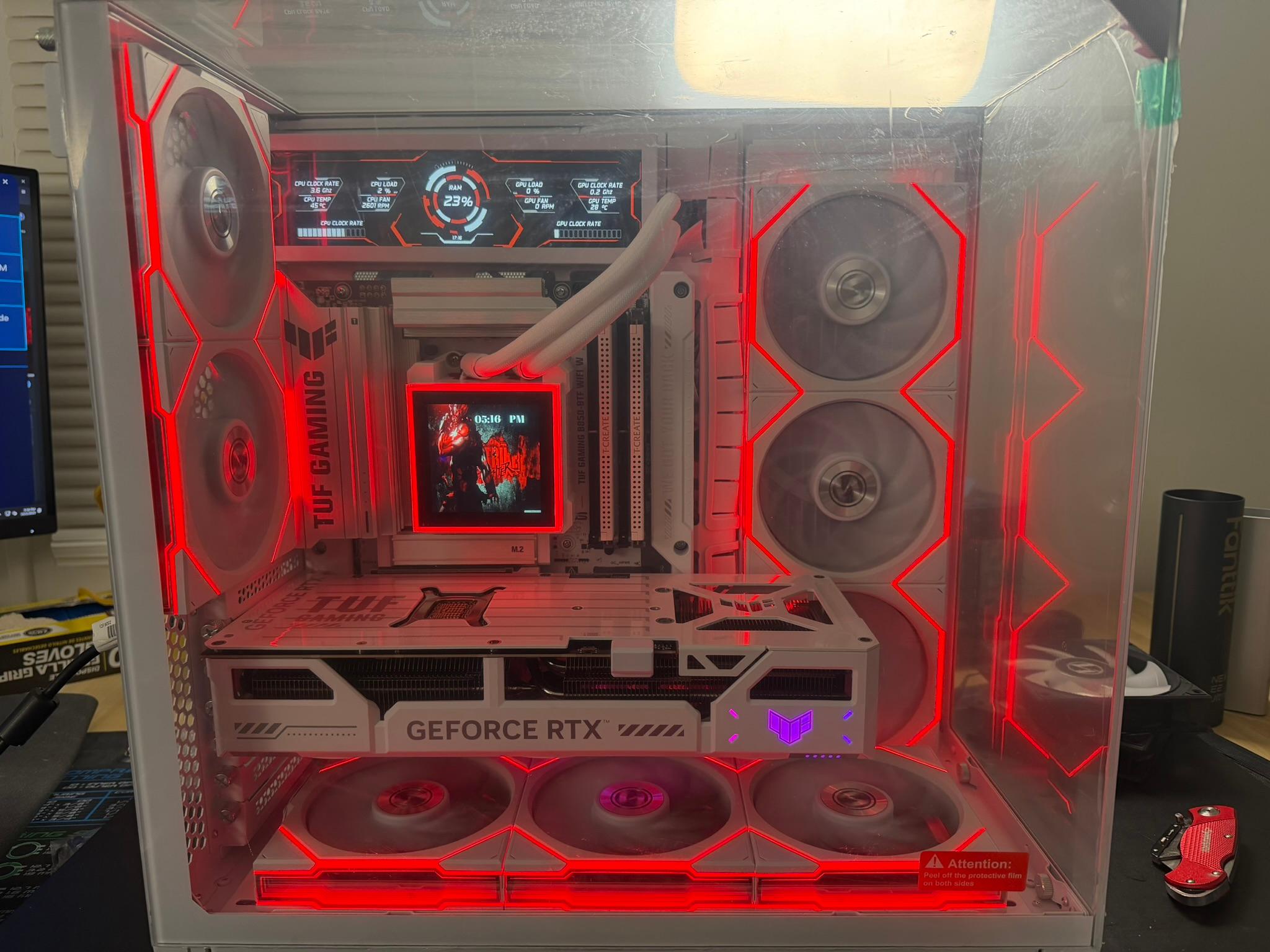 All White Lian Li BTF | RTX 5070 Ti BTF 16GB | 32GB DDR5 | 2TB NVMe |