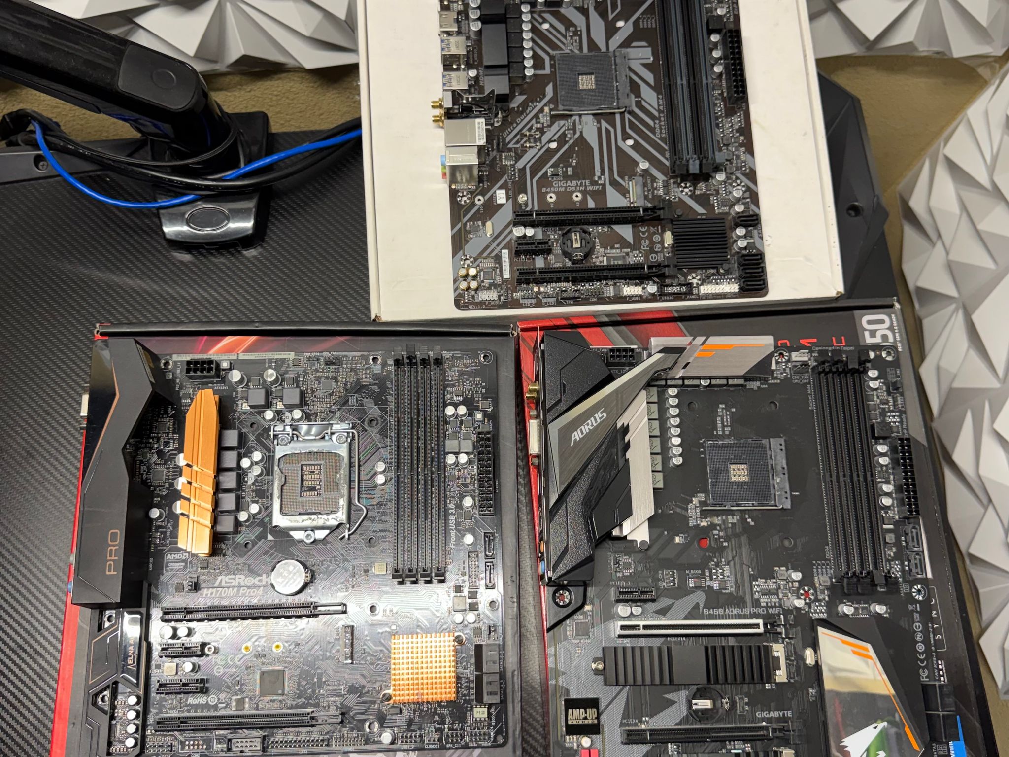 Motherboards for parts, Z790, Z690, B450, B350, Ryzen 7 5800x, Ryzen 7 3700x, 16GB ram