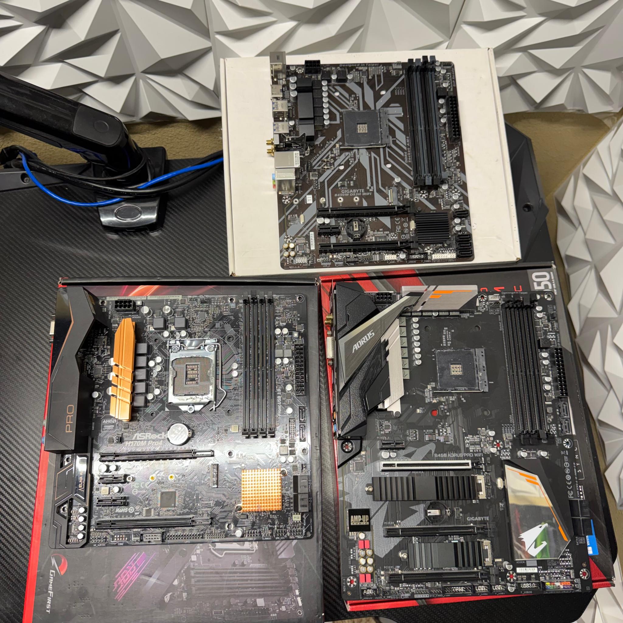 Motherboards for parts, Z790, Z690, B450, B350, Ryzen 7 5800x, Ryzen 7 3700x, 16GB ram
